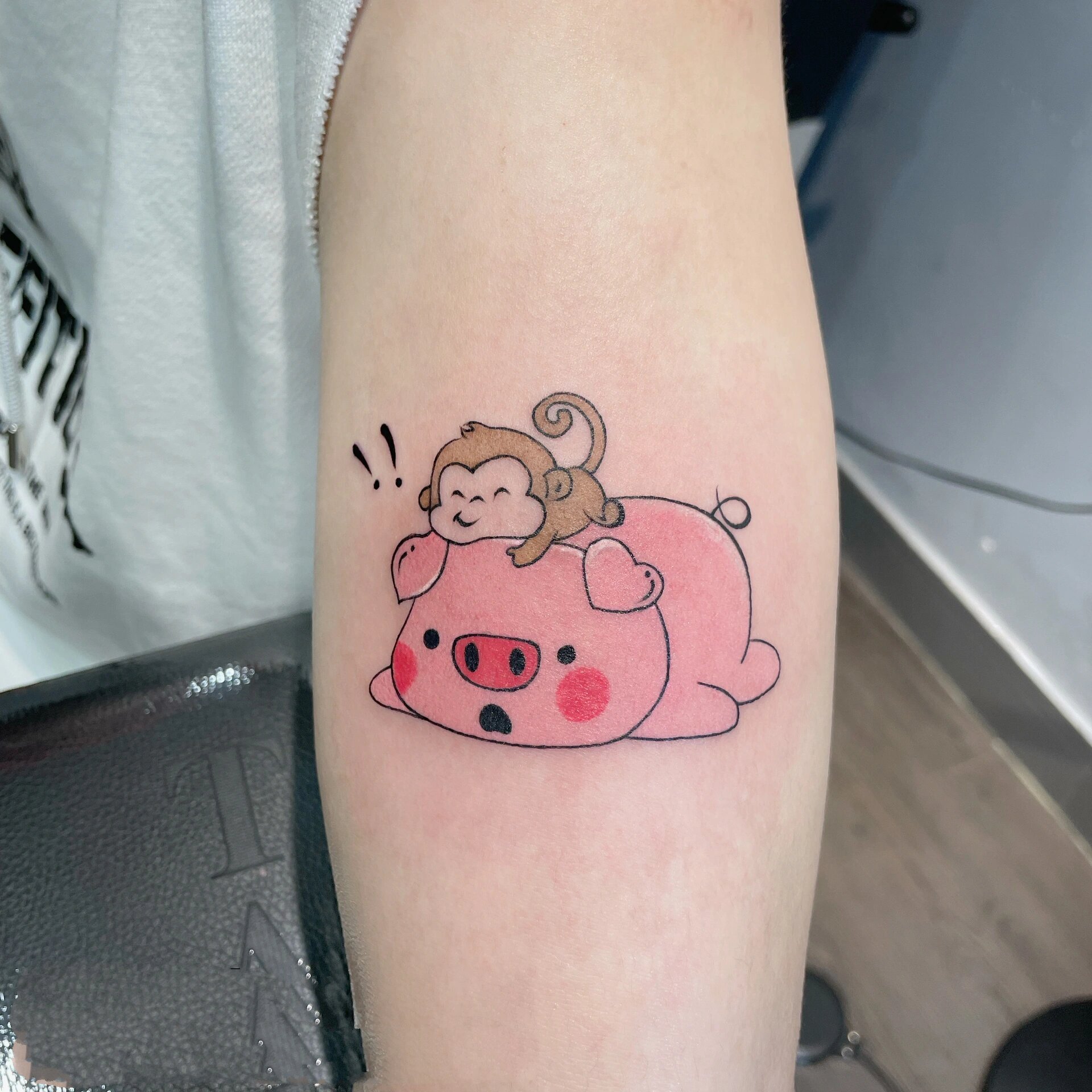 呼呼小猪🐽情侣属相小纹身