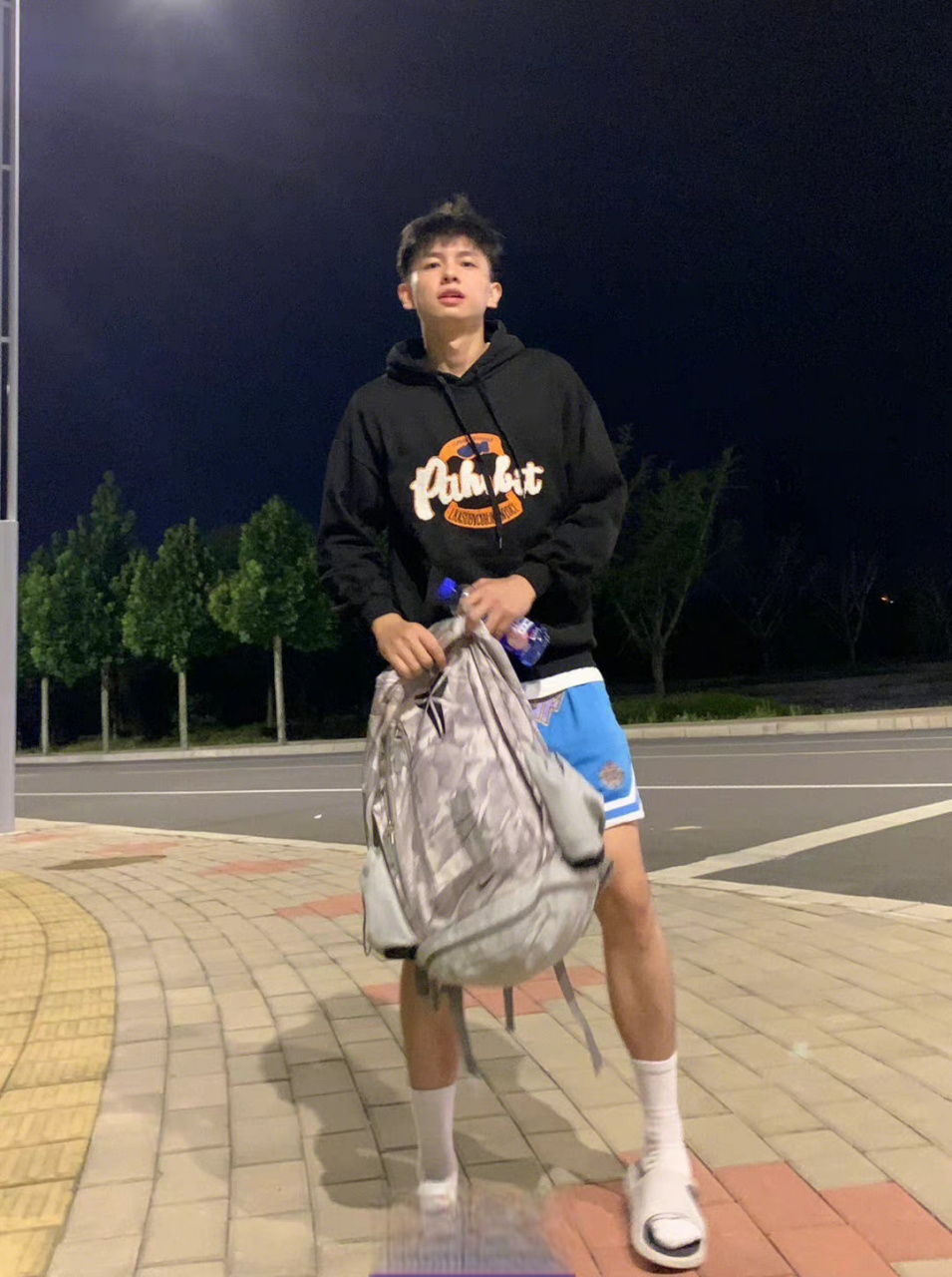 一米九五的体育生