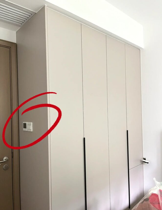 定制衣柜侧面装开关的正确做法,内部如图2 解决小户型卧室衣柜和开关