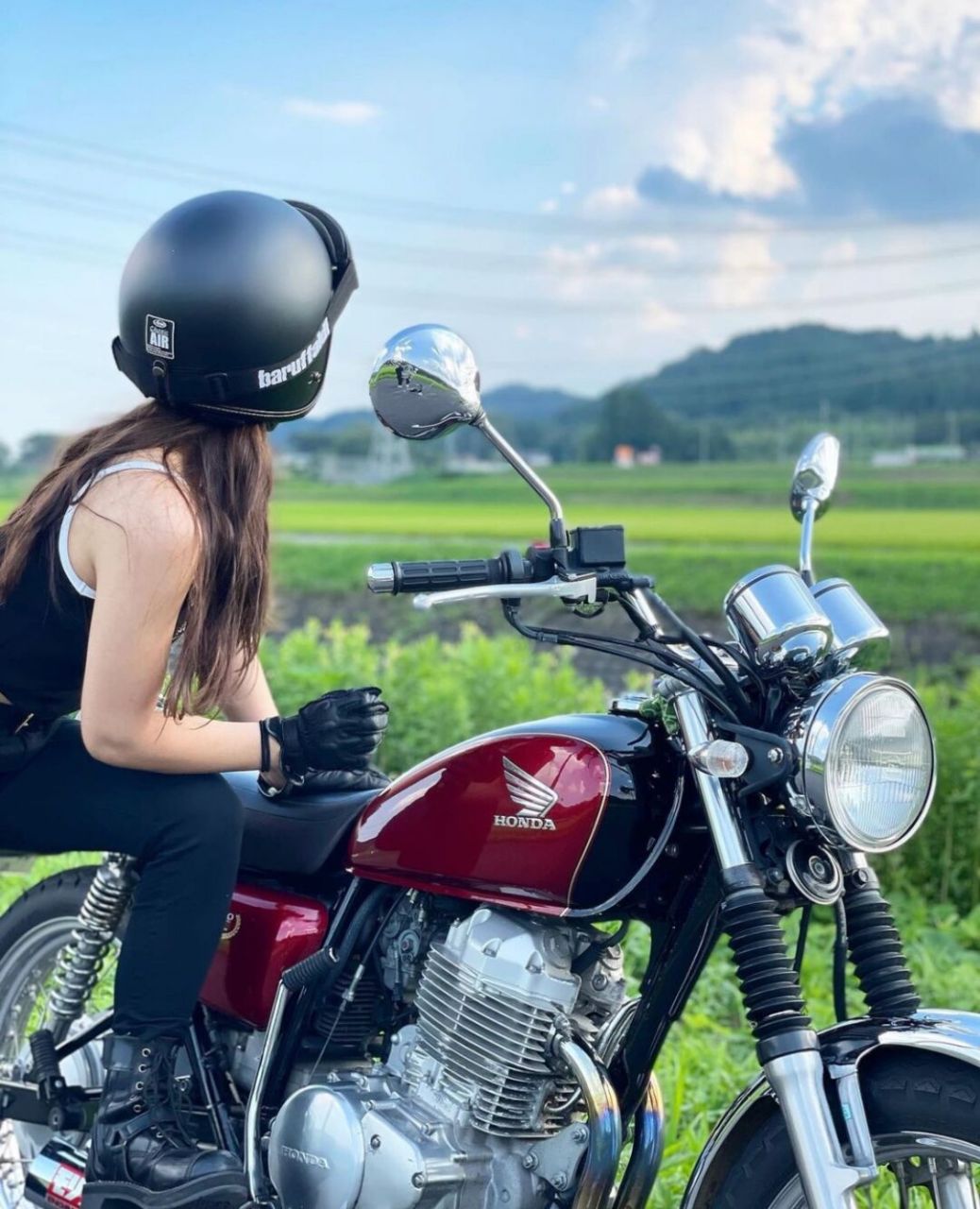 本田cb400ss(棍王) 正统日棍/honda—cb400ss,上回说到经典的雅马哈sr