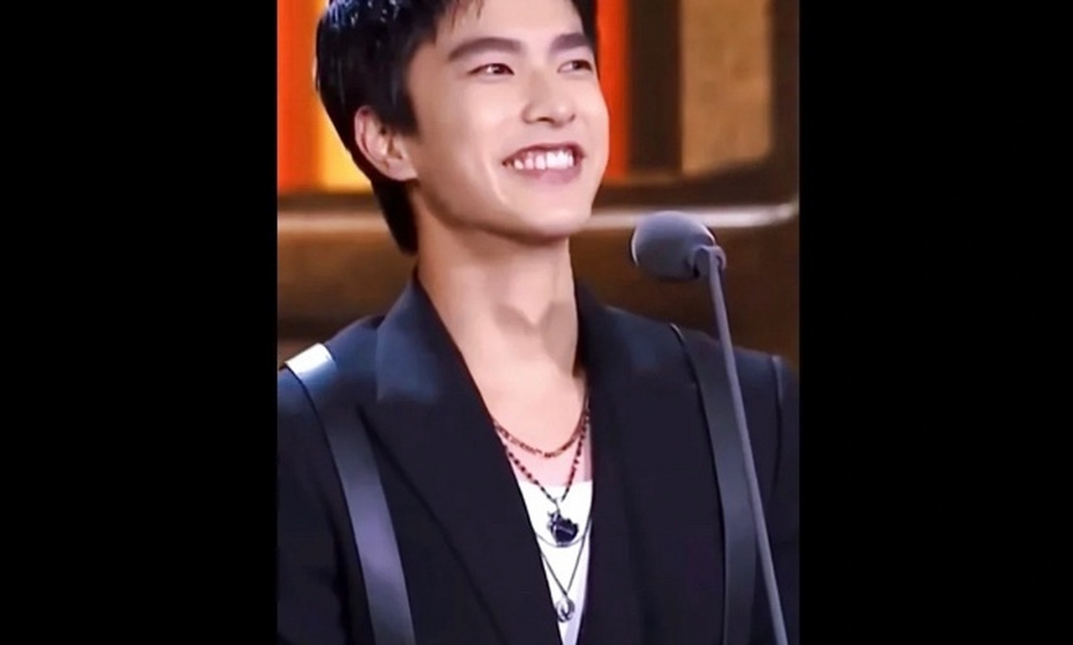 曾敬骅长得好像杨洋啊