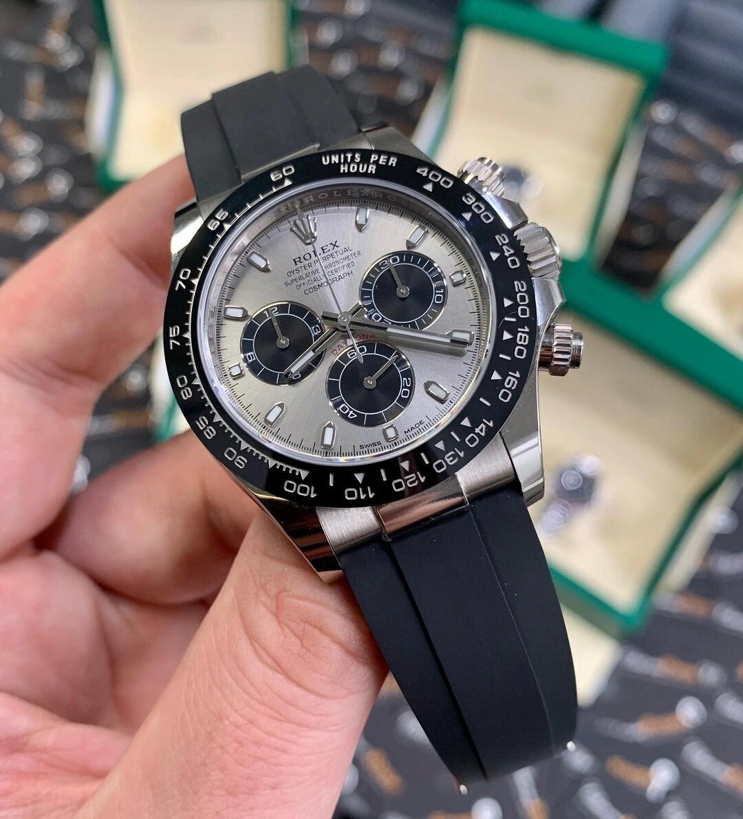 劳力士迪通拿116519水泥灰 表壳蚝式,40毫米, 白色黄金蚝式表壳结构