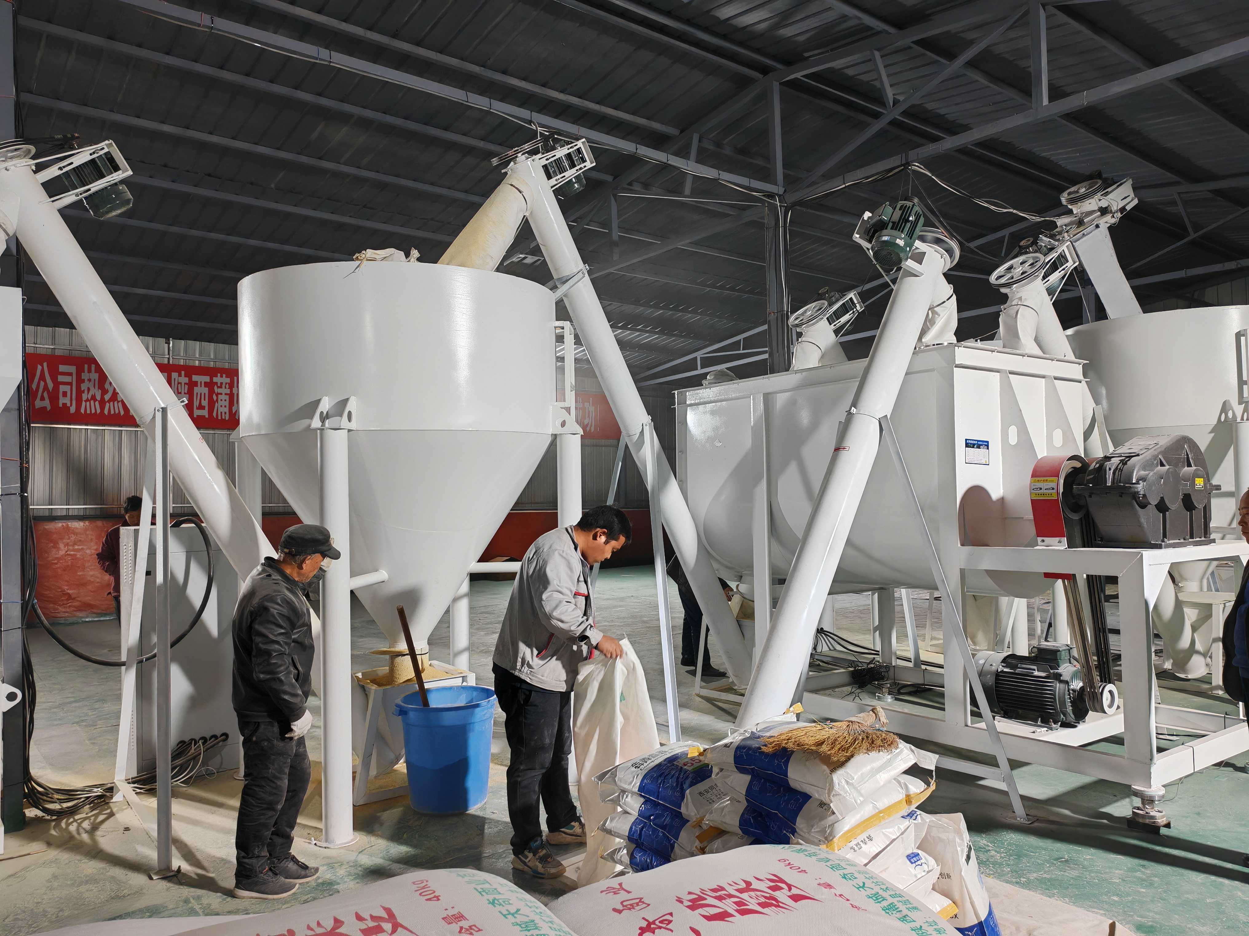 在农村开个饲料加工厂怎么样呢(在农村开个小型饲料加工厂怎么样)