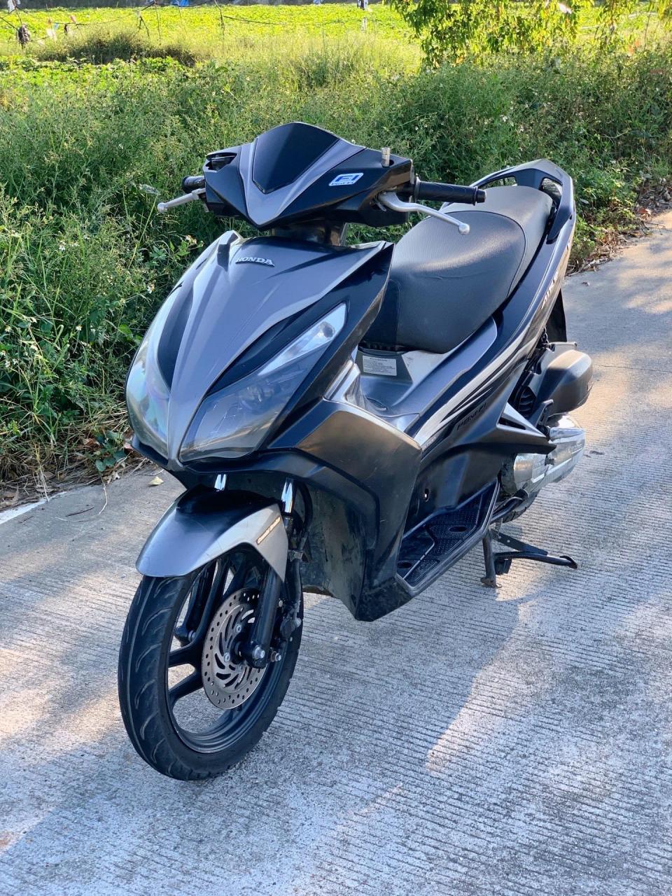 14年本田air blade125 泰国弯刀!