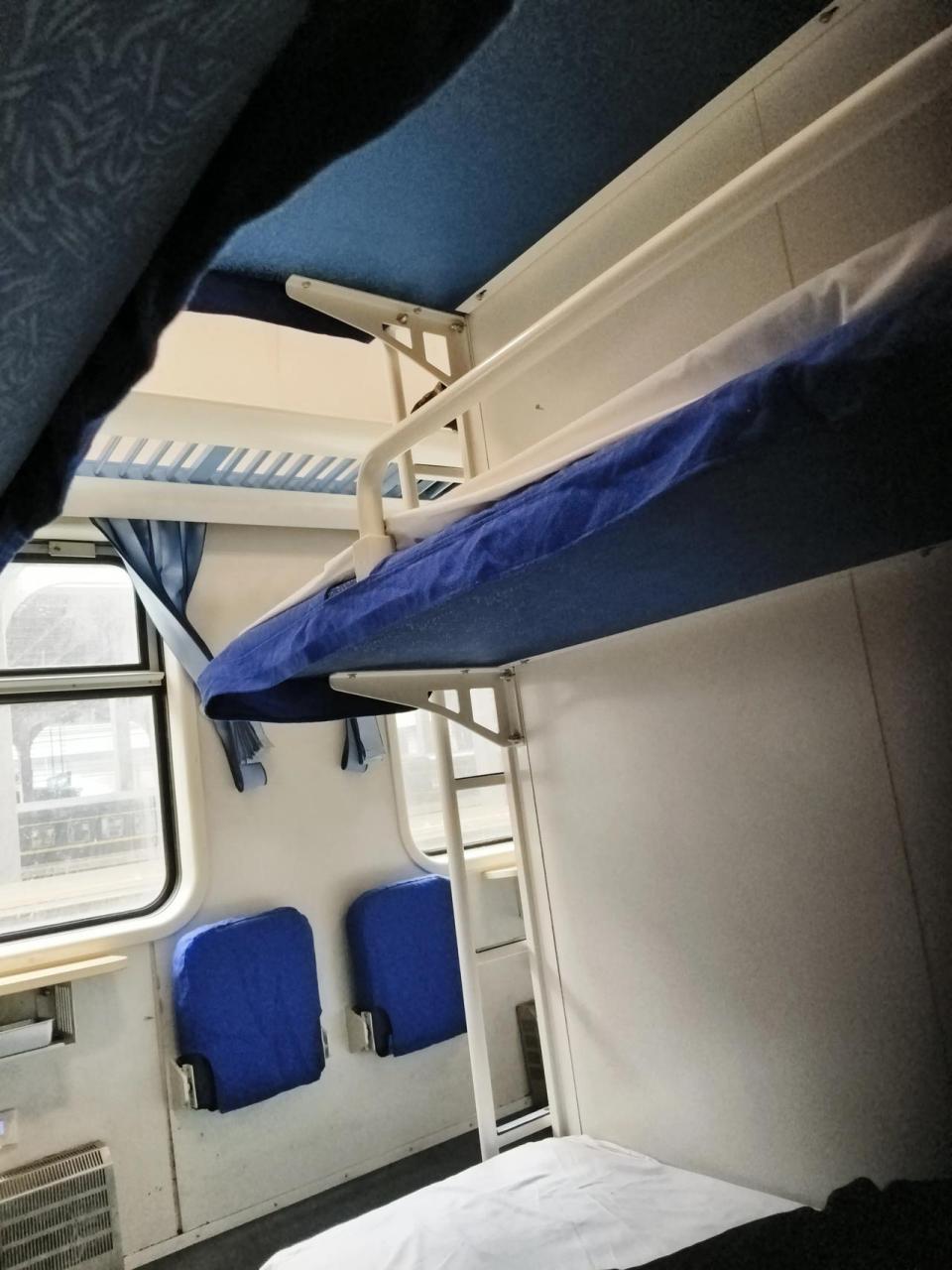 我还是喜欢坐绿皮火车