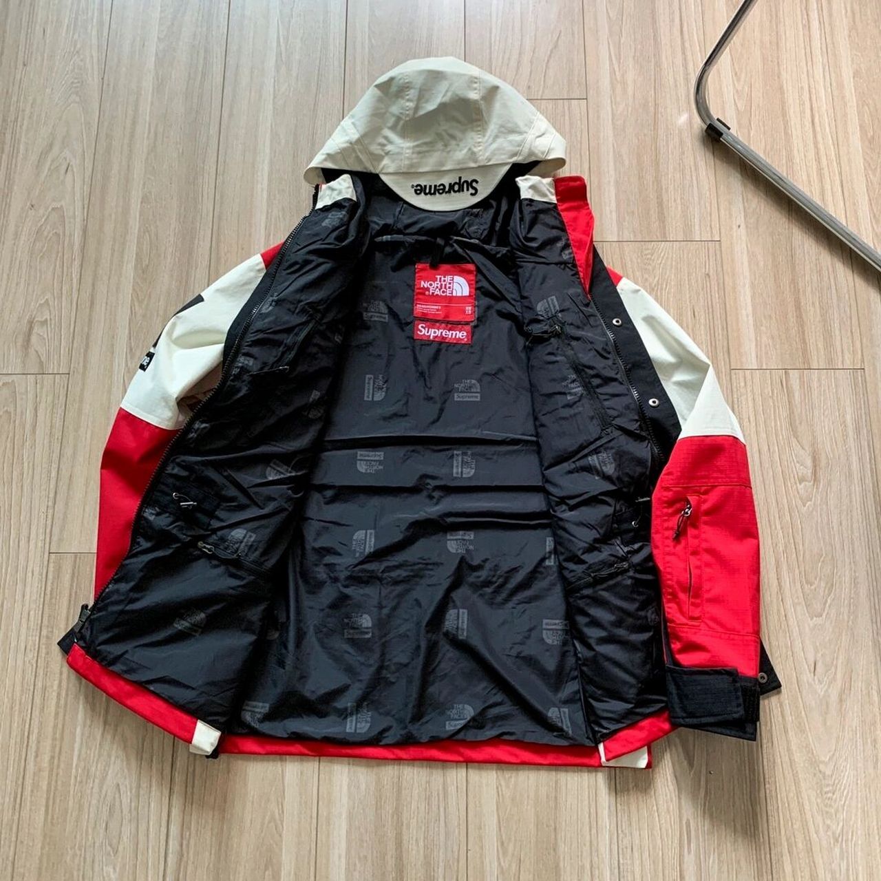 supreme x the north face联名冲锋衣 北面the north face1997冲锋衣