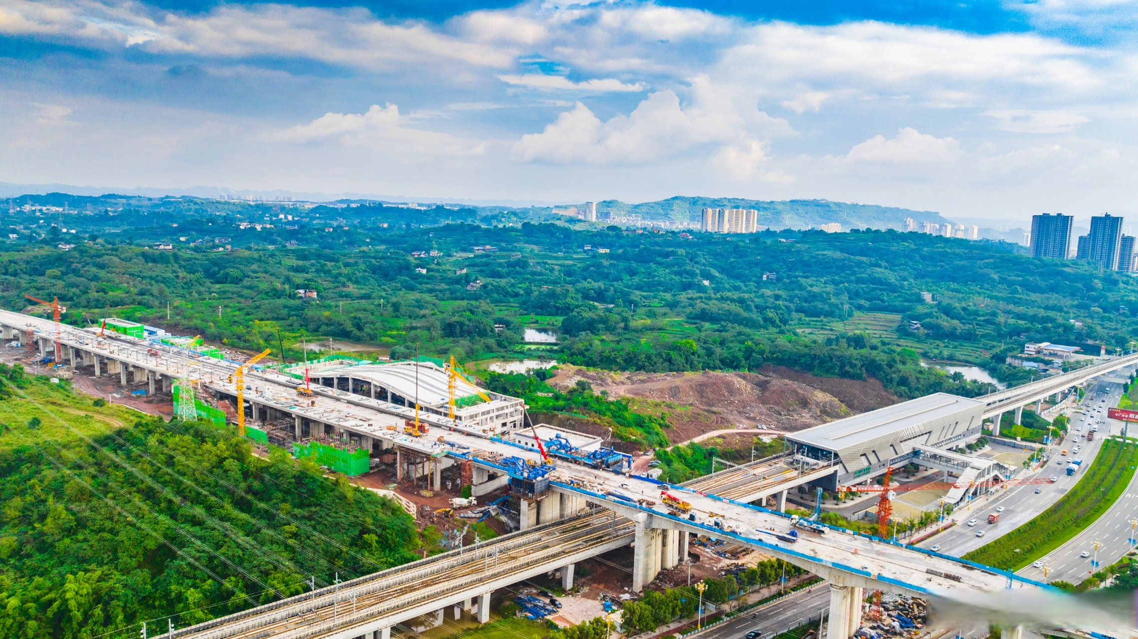 【渝昆高铁江津北站综合交通枢纽已进场施工[比耶]】渝昆高铁江津北站