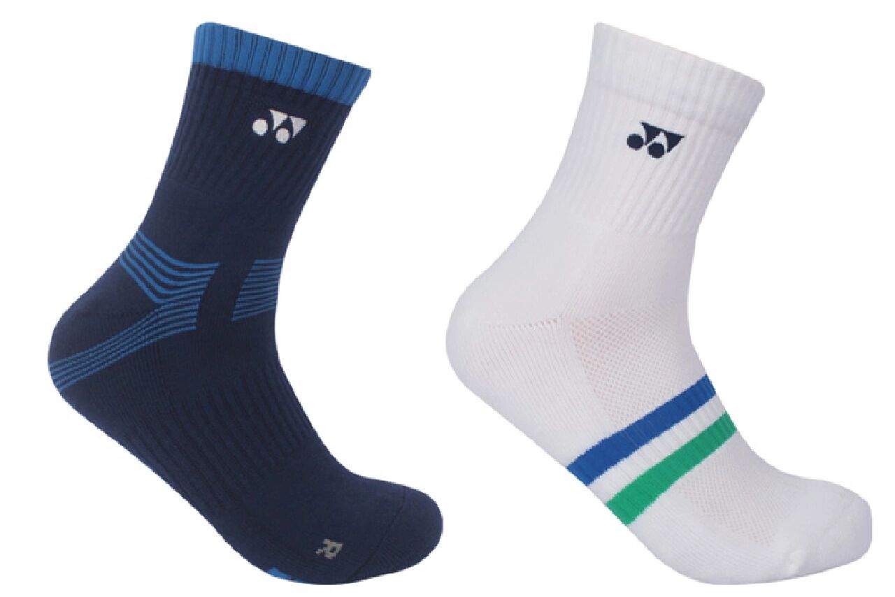 有没有新手球友是随便穿一双普通袜子去打球的,打完球脚掌都磨出水泡