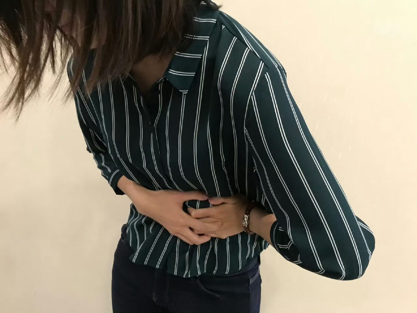 很多时候,由于经期活动量相对减少,月经血积累在阴道里的时间较长