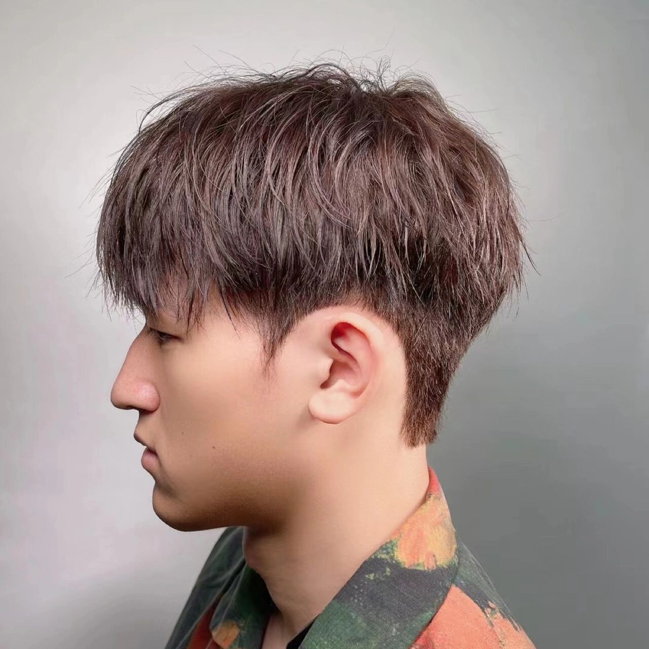 男生长发到底该怎么留 今天分享一下男生长发应该怎么做发型,想要自然