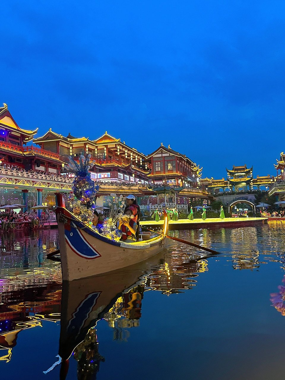 来我的家乡玩一天|眉山这座小城值得你停留 眉山的水街之前是大网红地