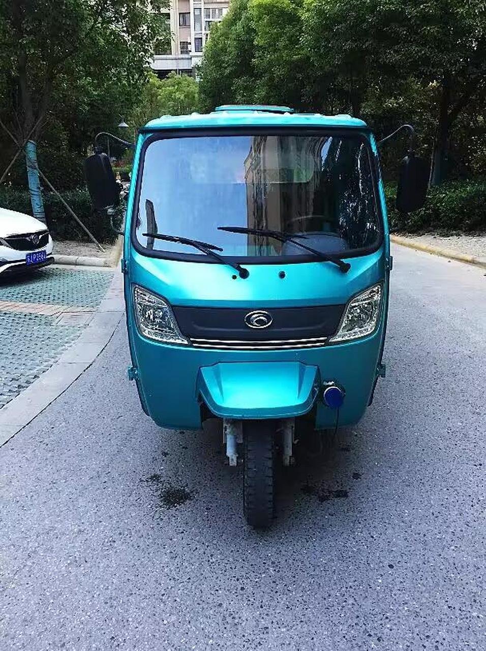 2米福田五星半封闭式电动三轮车     车况嘎嘎板正,成色新,车况没有