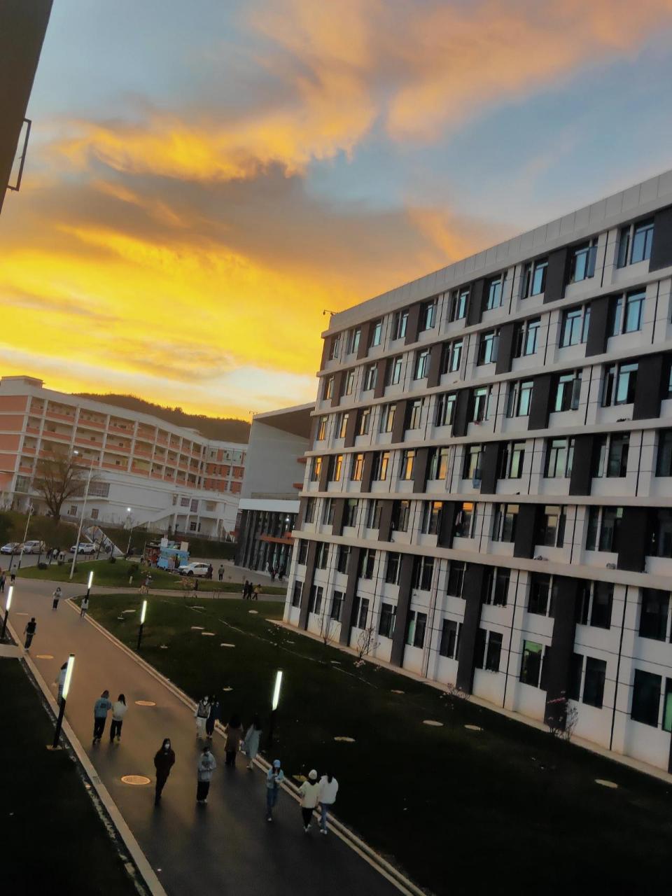 云南艺术学院文华学院 欢迎报考文华9393