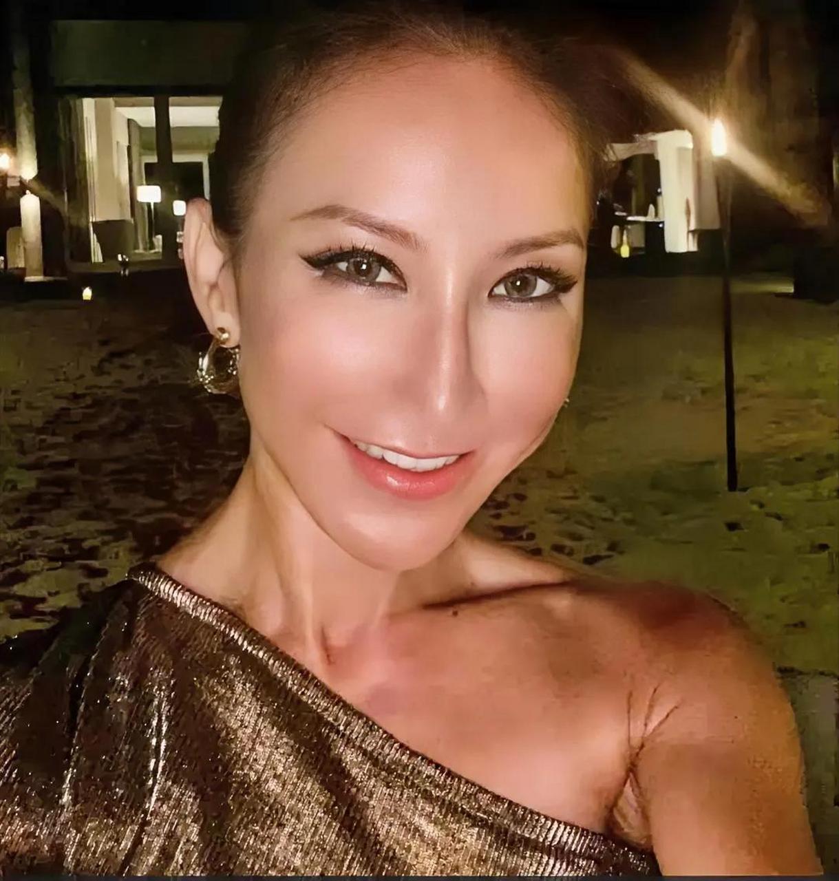 李玫曾经透露过自己想要一个孩子的想法,说明孩子对一个女人来很重要