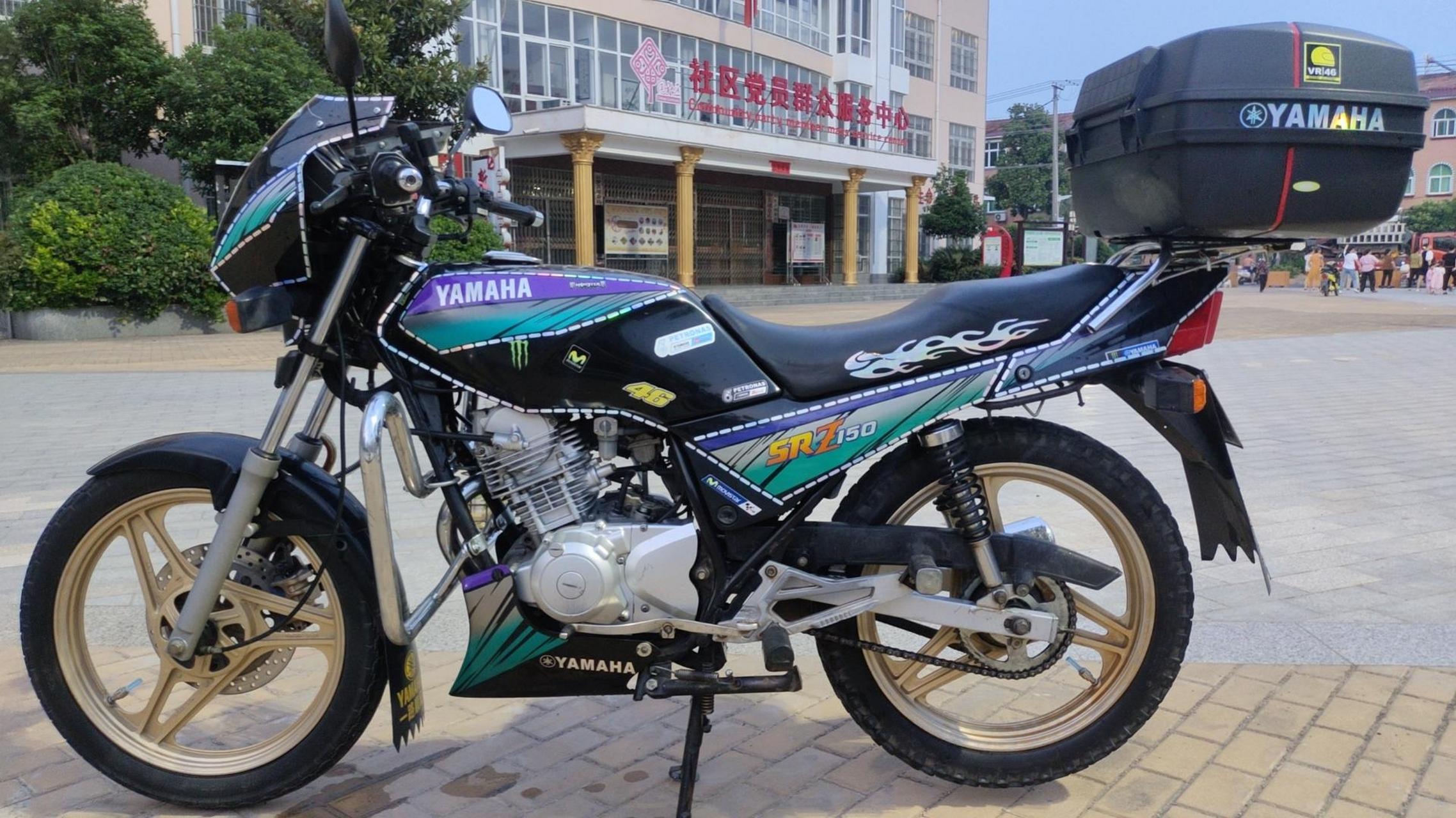 曾经声名显赫,叱诧风云的王者,国内街跑始祖——雅马哈劲豹srz150