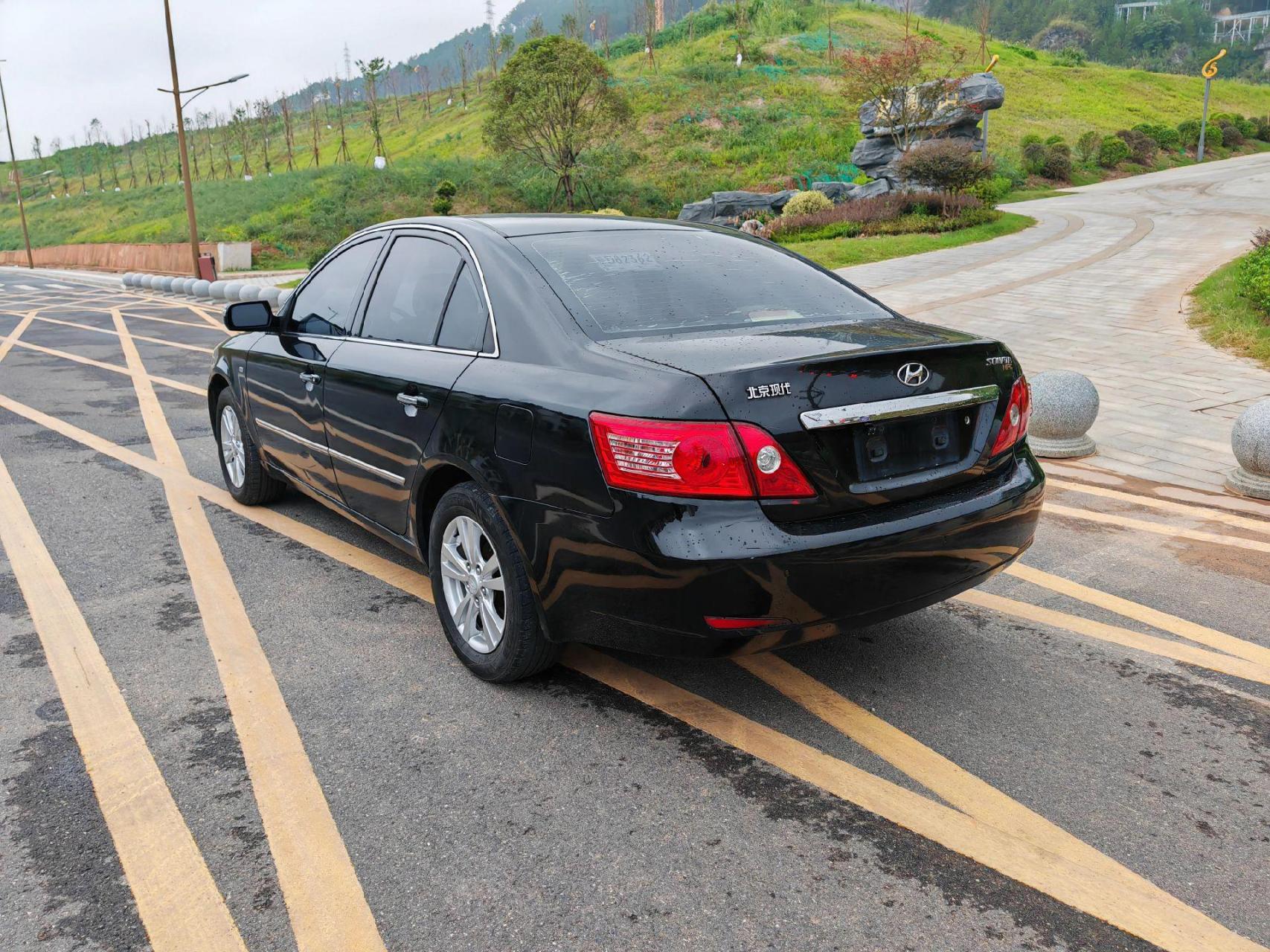 新到2010年现代领翔2.