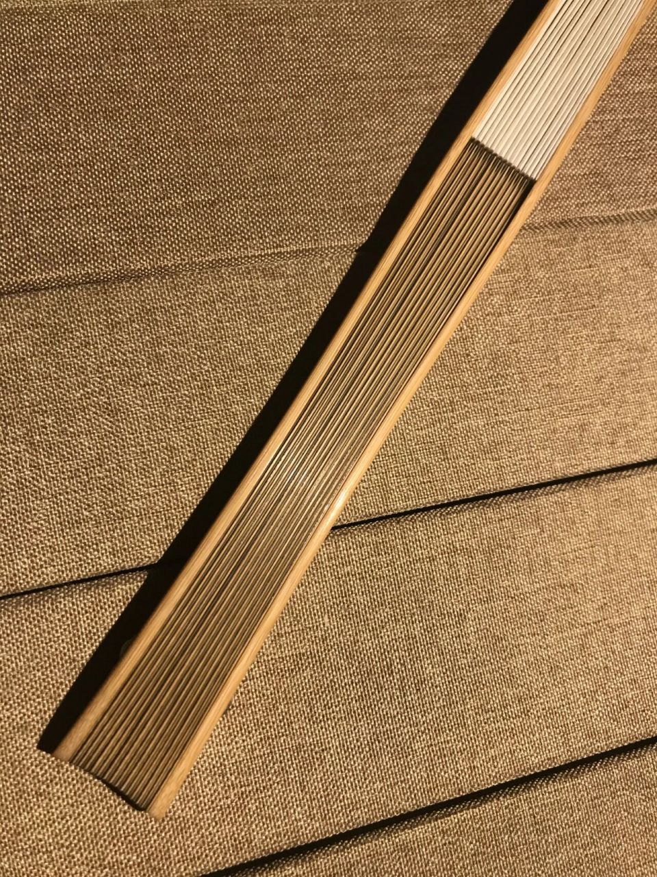 王伟 经典鱼尾三合青 王伟经典鱼尾三合青  文玩收藏折扇; 『规格』9.