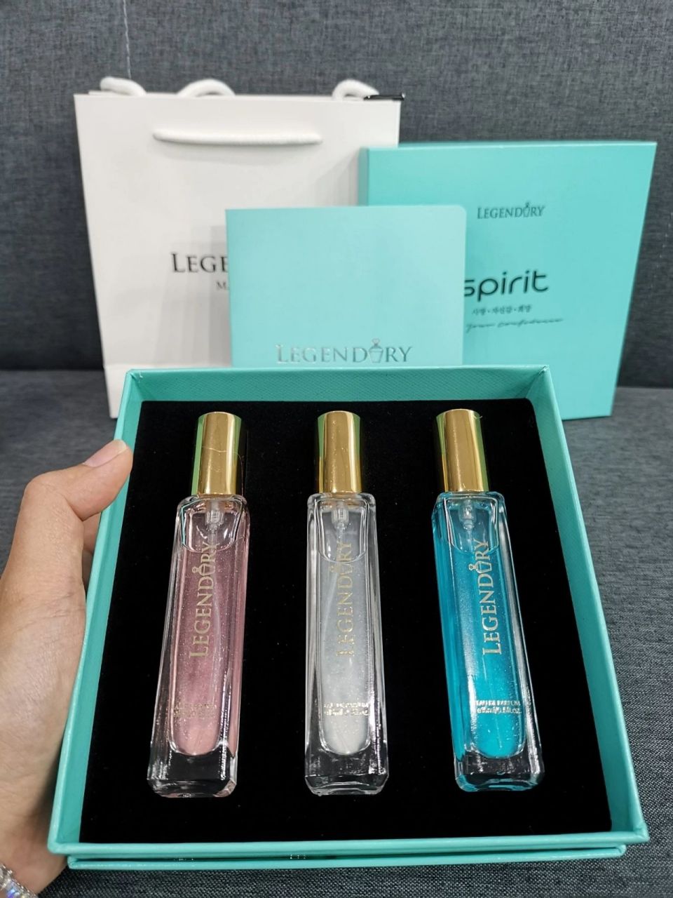 马来西亚明星在节目里说的兰花香水原来在这 在马来西亚的一档节目中