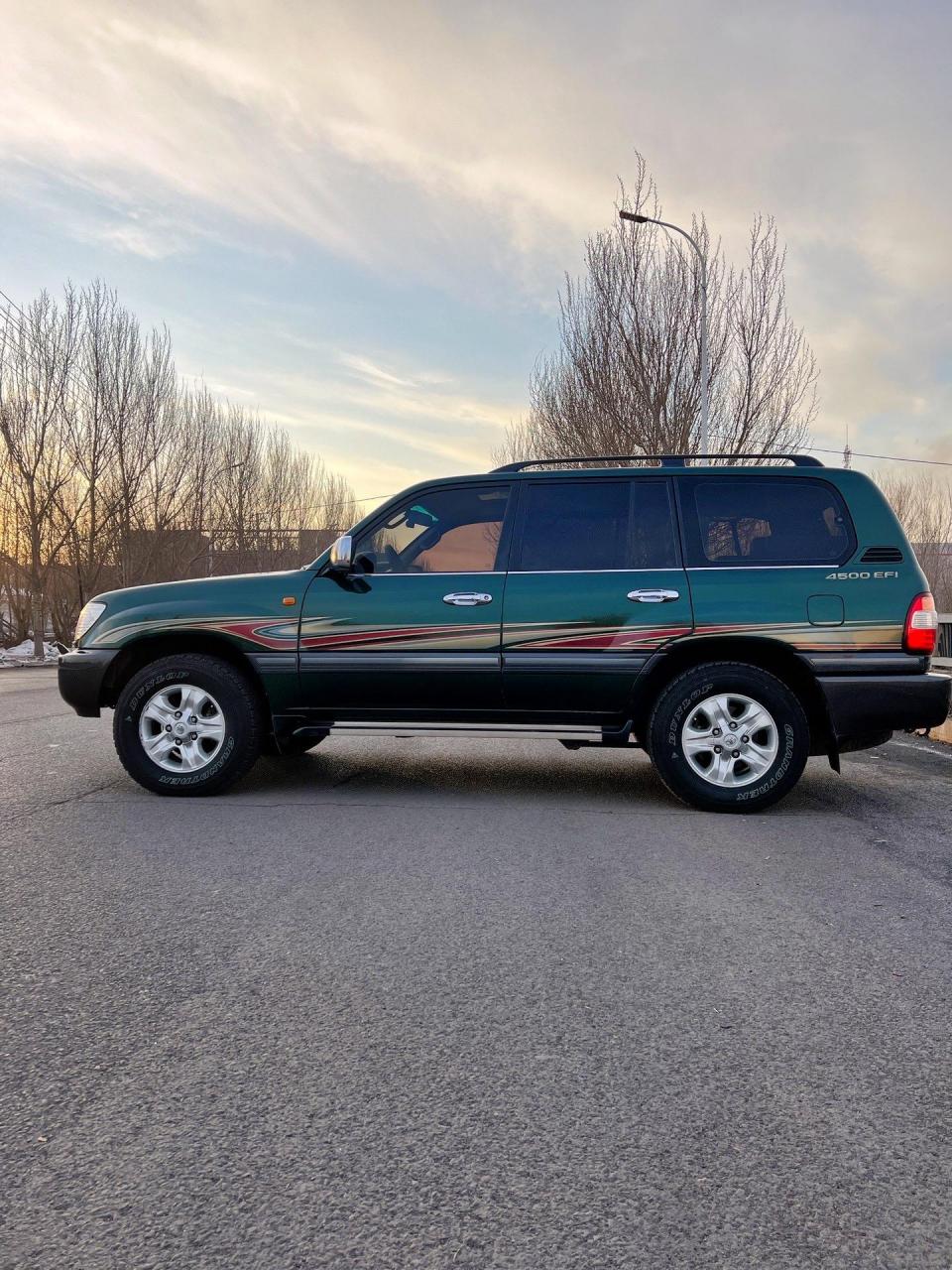 2006年陆地巡洋舰请您欣赏