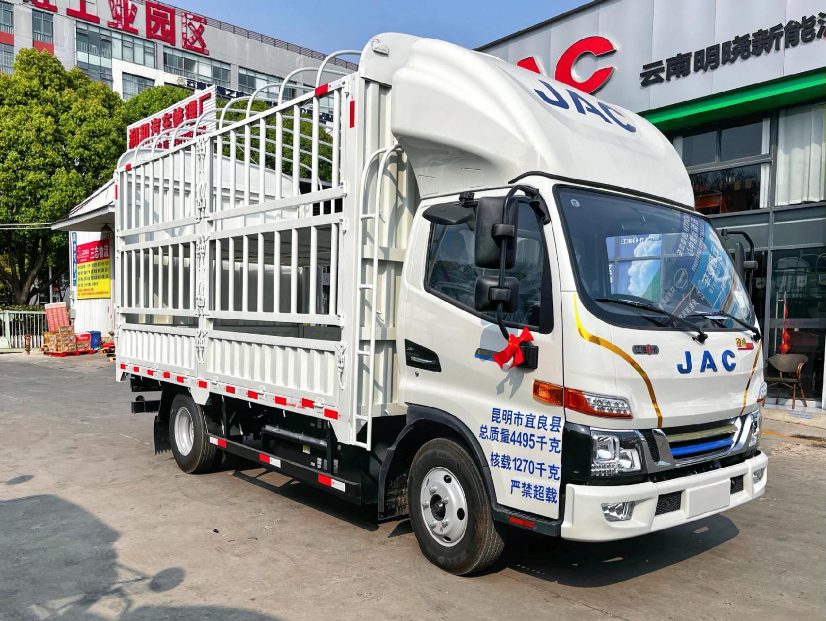 江淮帅铃i5纯电车,89度电,续航220公里,谁看了不说一声这是为城配量身