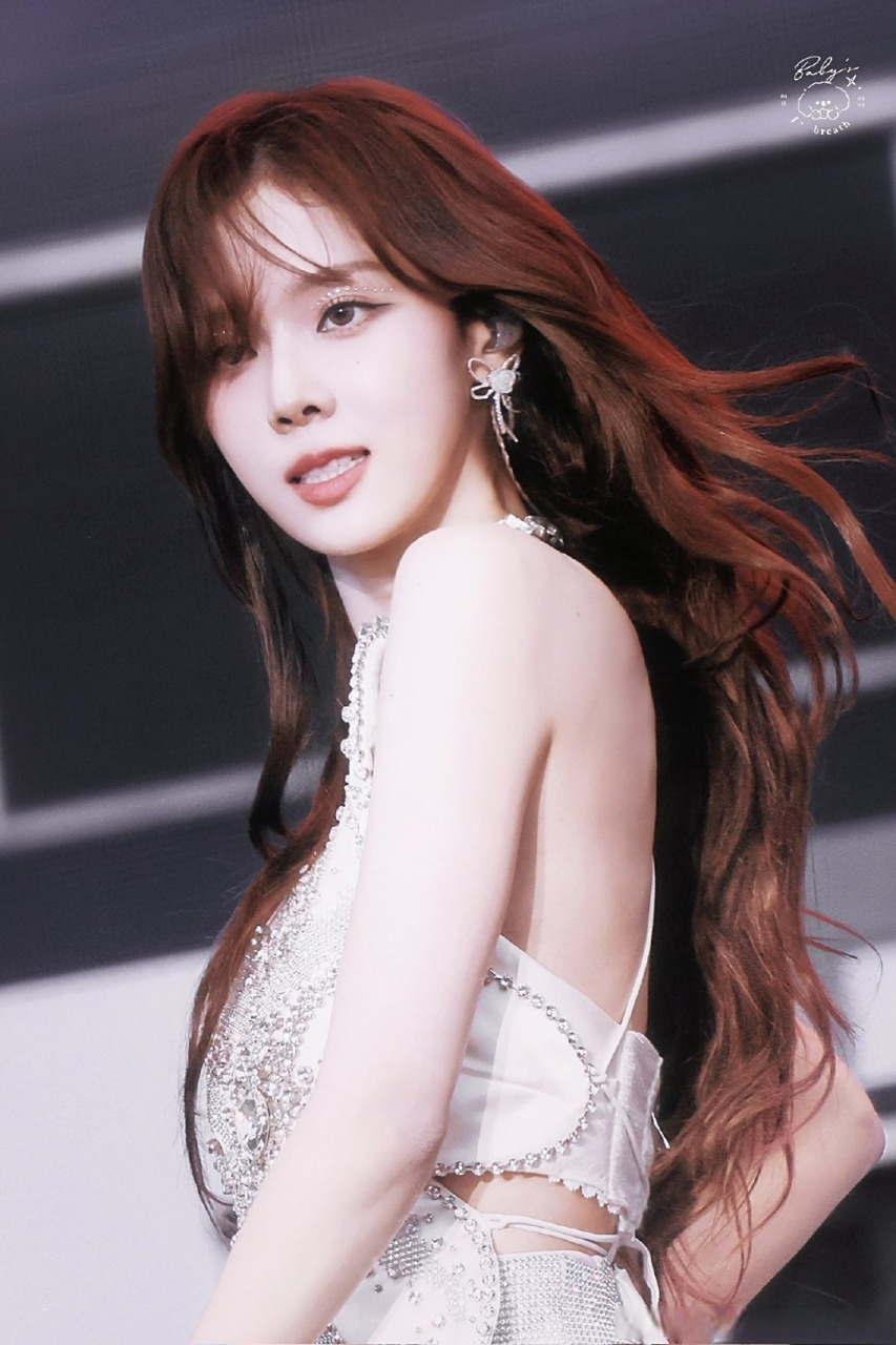 her.82 金玟庭六边形全能ace