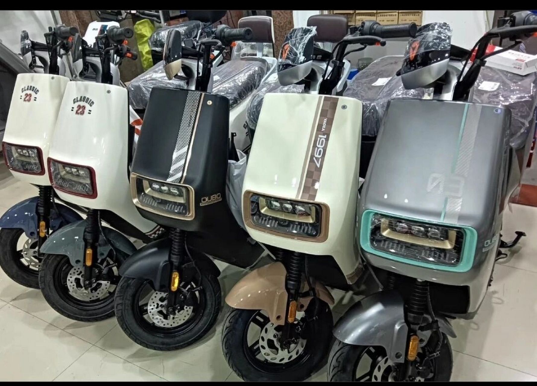 雅迪电动车欧博2代60v只需2399 快来看过来907815907815