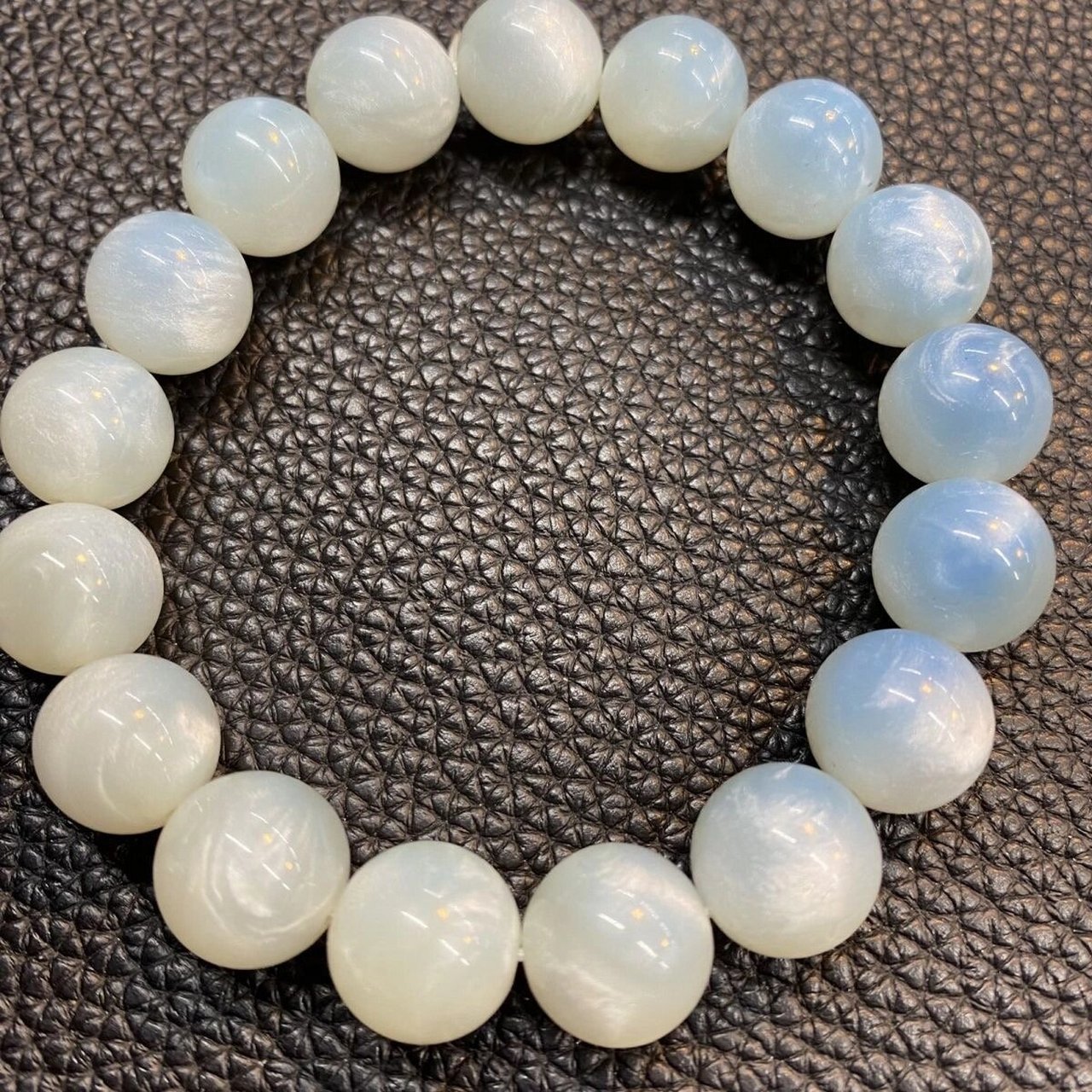 海云母 正品海云母,澳大利亚山海湖多种矿物质,紫外线变色 遇强则强遇