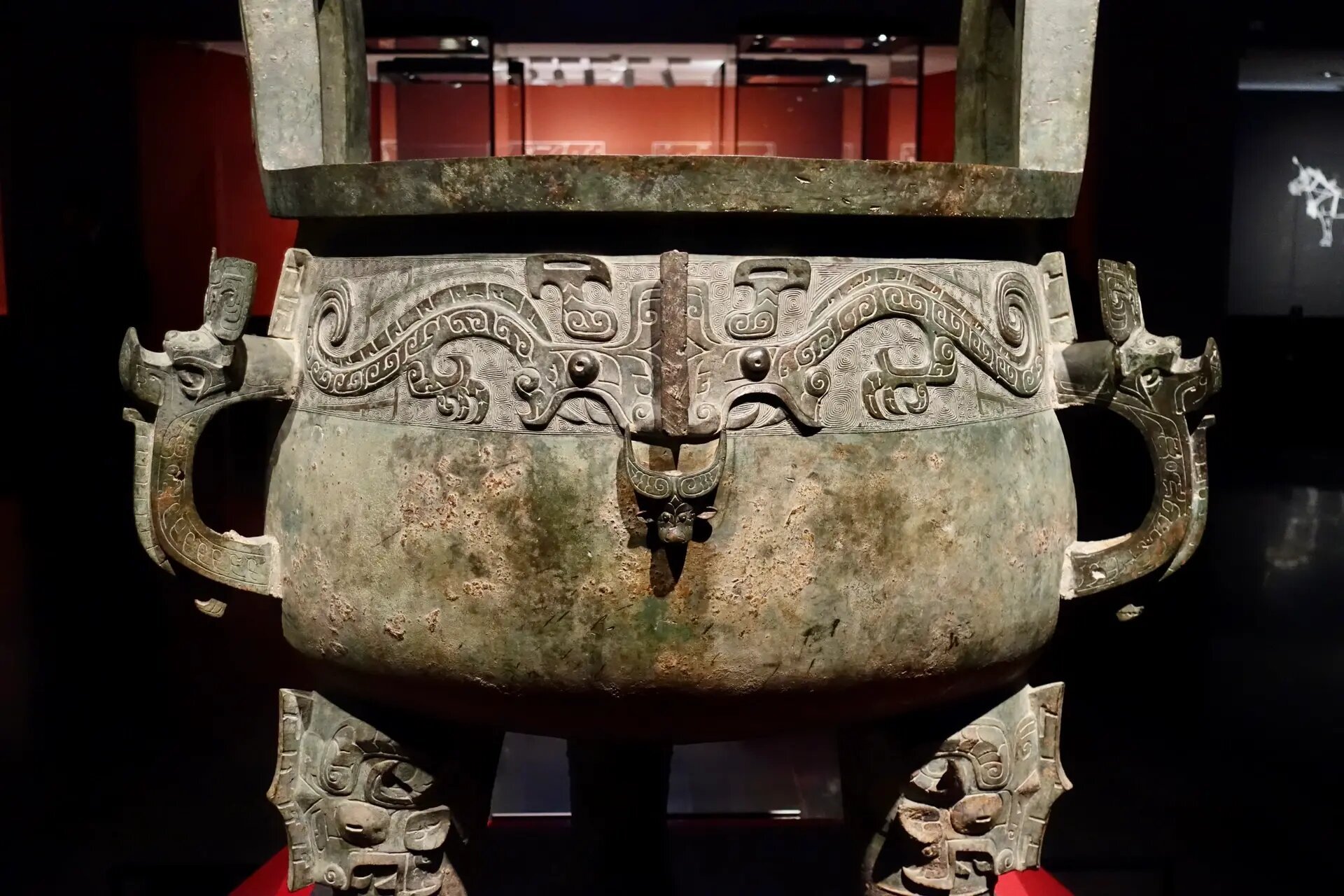 195-1-39 西周61淳化大鼎 淳化大鼎·西周早期,淳化县博物馆藏,第