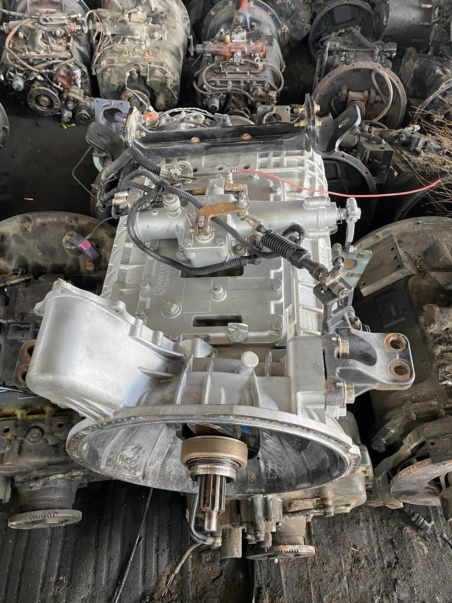 极品法士特12档斜齿带同步器快箱