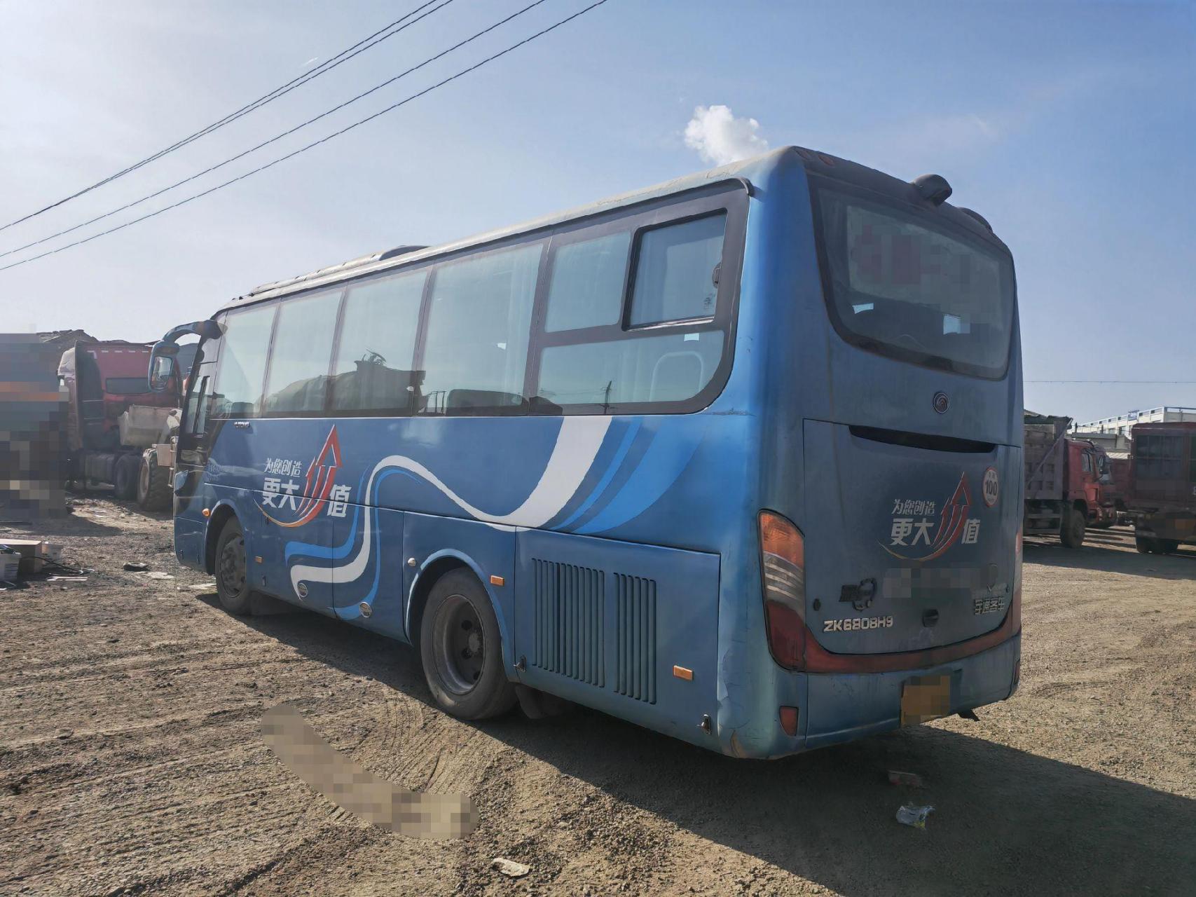 精品宇通6808型号 35座,玉柴200马力,国3排放,气囊缓速器,锅炉暖气