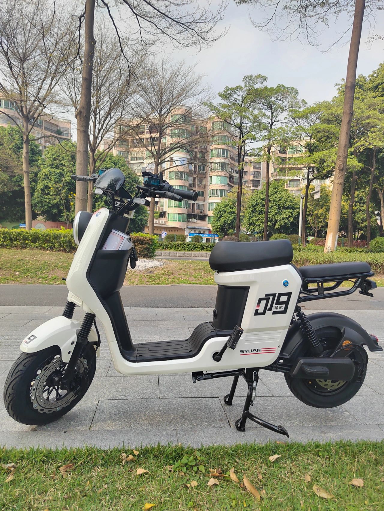 现货特价深远009电动车