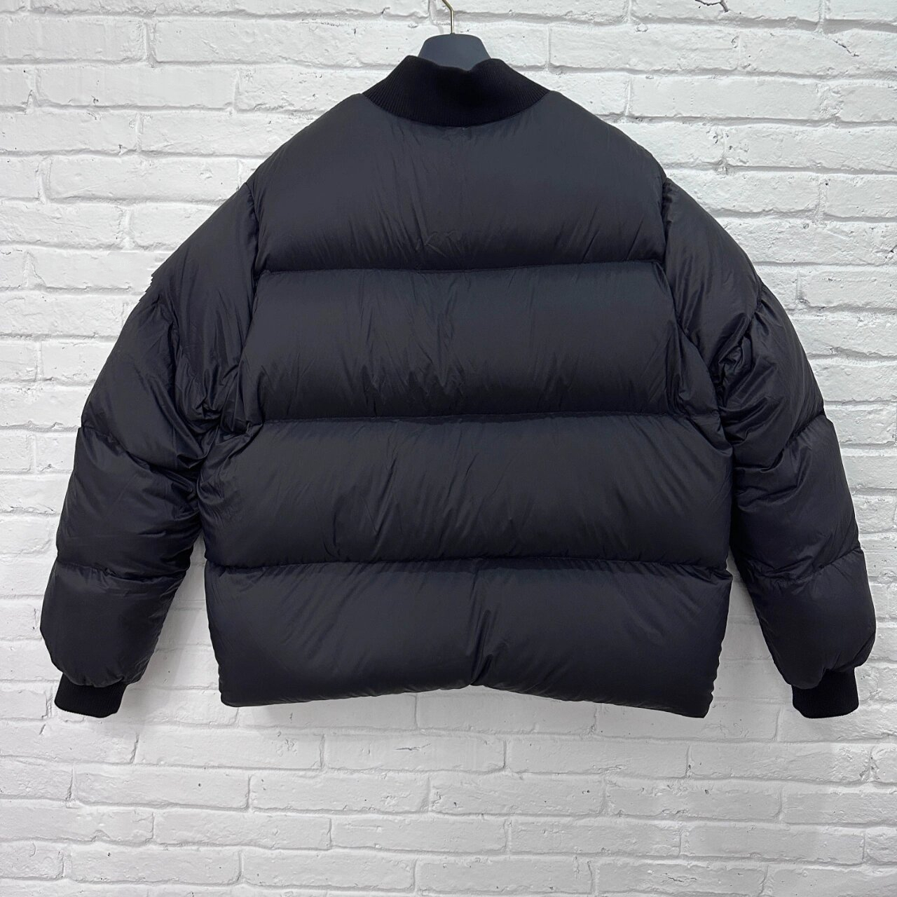 客订到货 | lv ss23新款男士双面羽绒服蓝黑 又一款新的双面羽绒服到