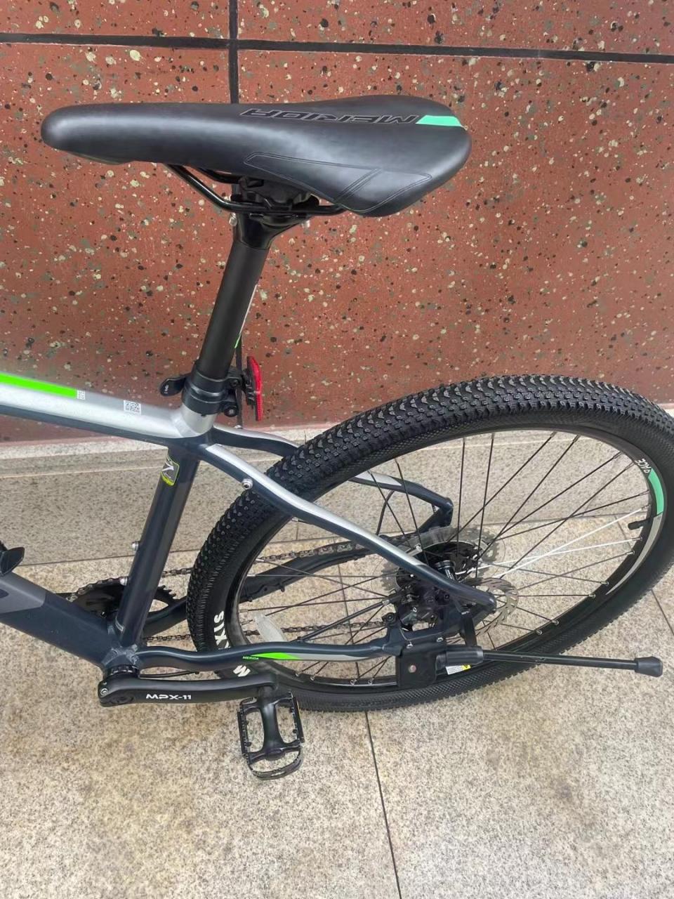 美利达挑战者600,11速线控前叉,17车架,27.5轮组