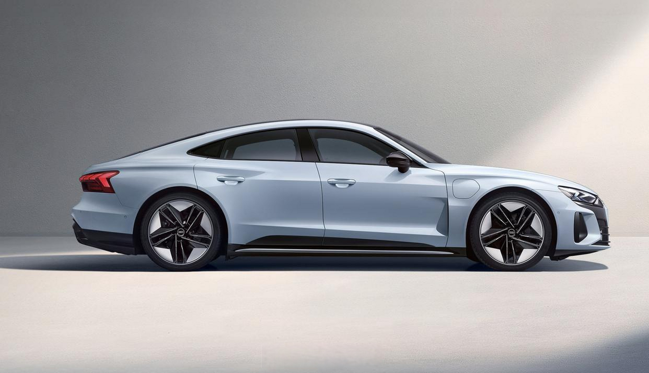 奥迪e-tron gt限量版开启预售 7月5日,奥迪e-tron gt launch edition