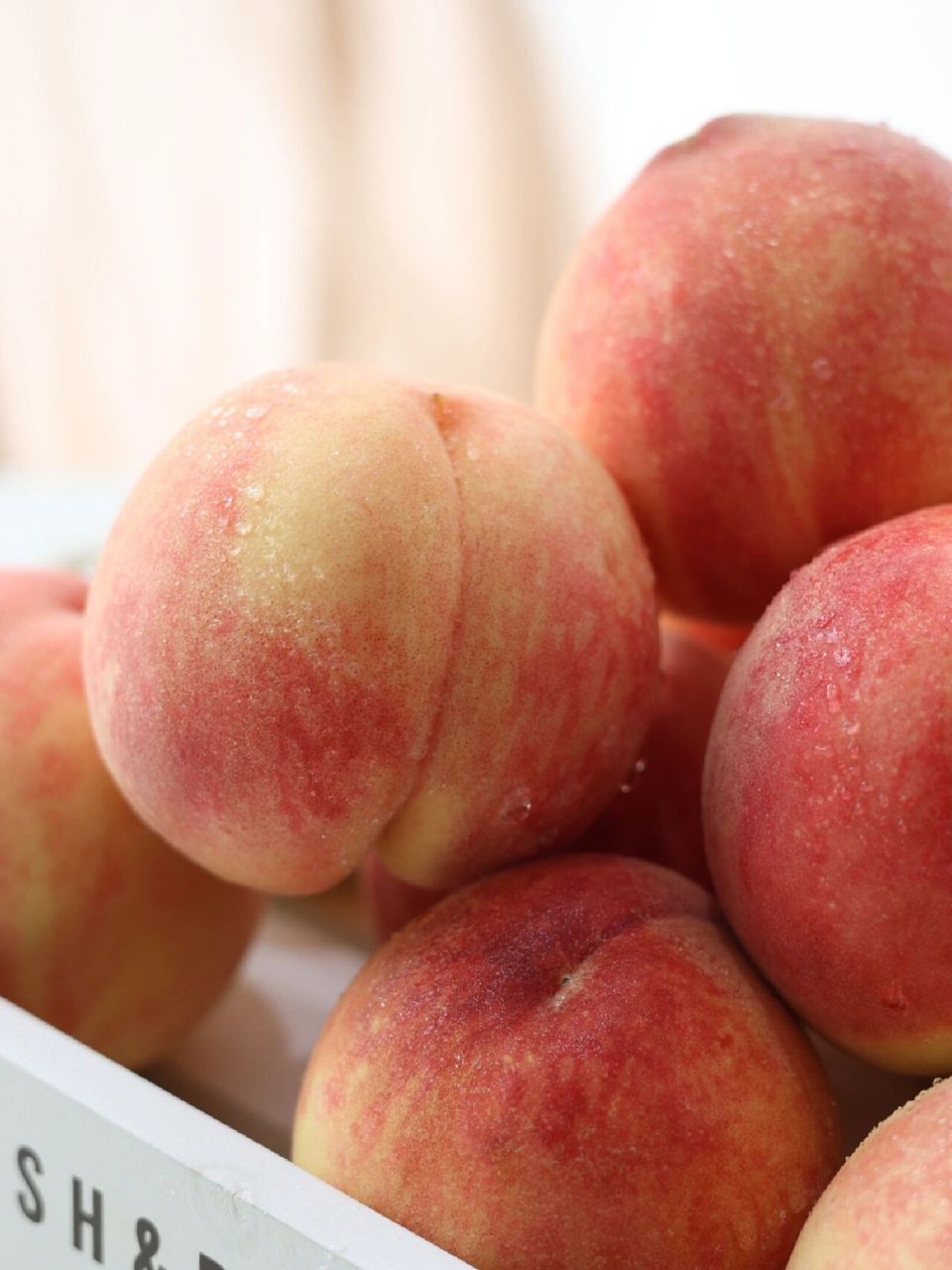 水蜜桃文案|龙泉驿水蜜桃 从盛夏而来奔赴希望之秋 用香甜浪漫亲吻你