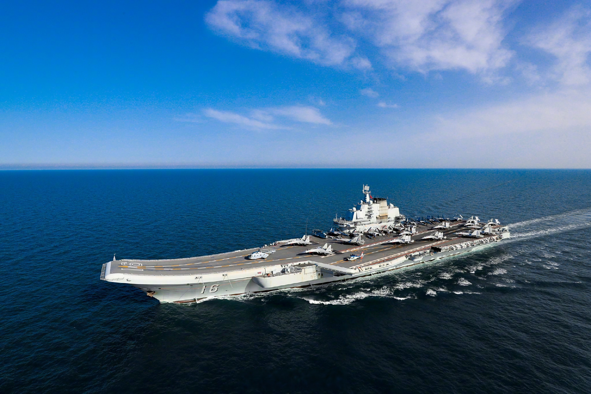 国之重器,更是国之底气!一组辽宁舰高清壁纸,带你回顾11年来辽宁舰的