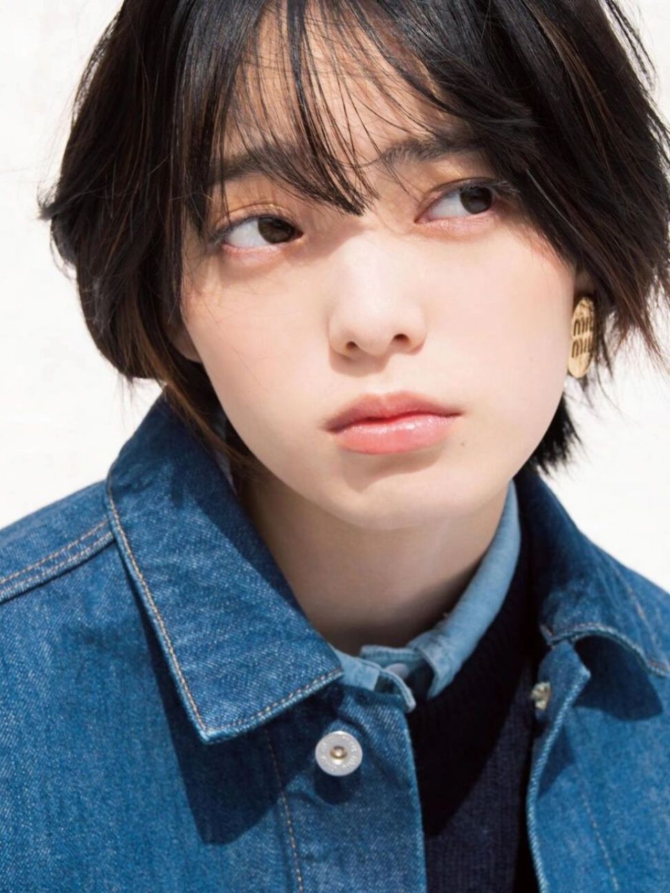 「94投稿平手友梨奈」 平手友梨奈(hirate yurina),2001年6月25日