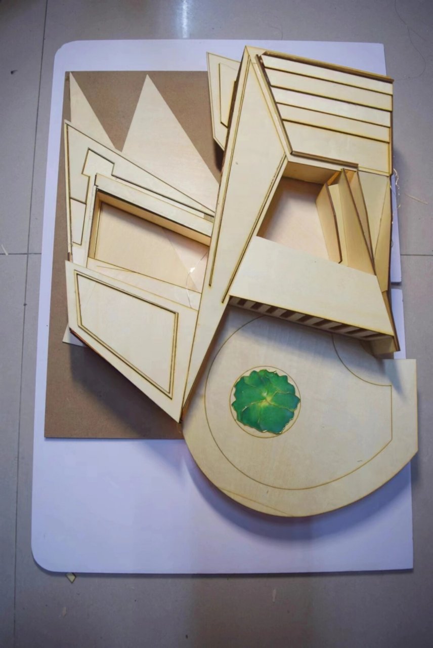 建筑模型结课作业—山海美术馆 山海美术馆坐落山与海之间前有滇池