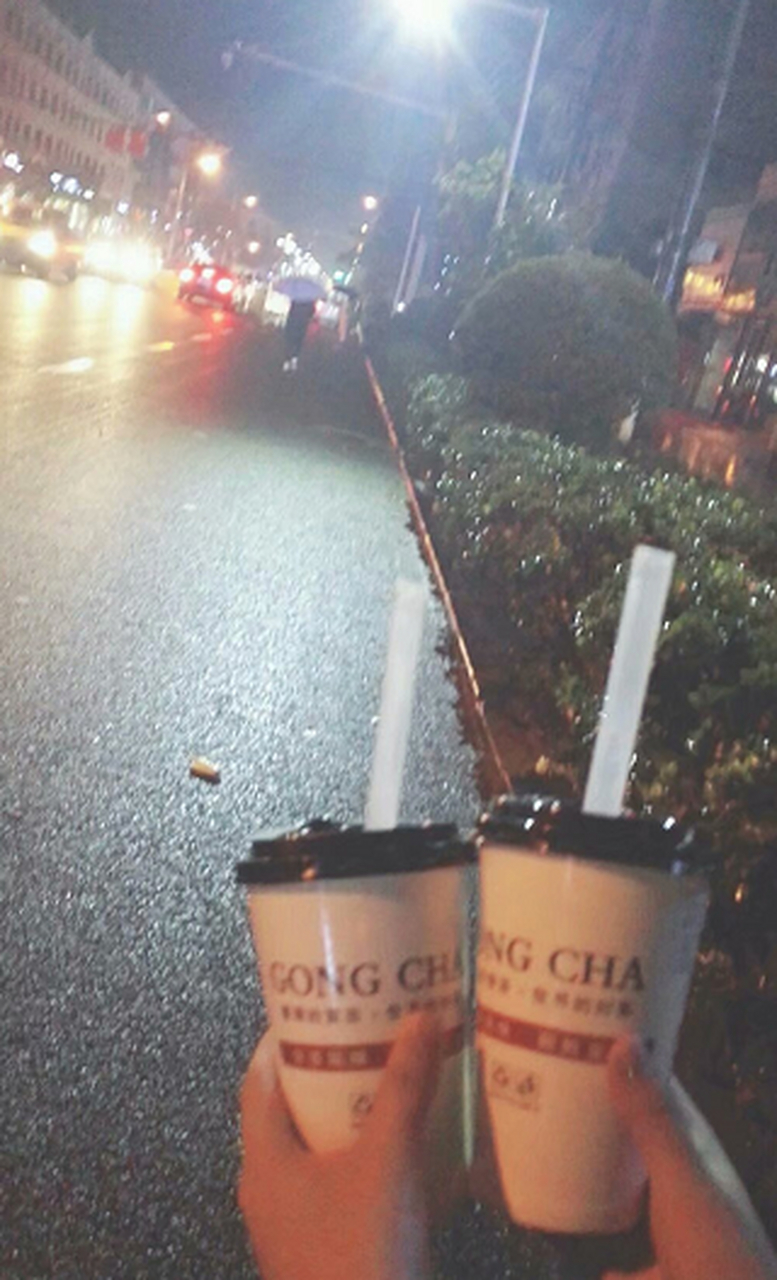 手持奶茶自拍大赛#高三的时候好不容易放一次假喝一次奶茶