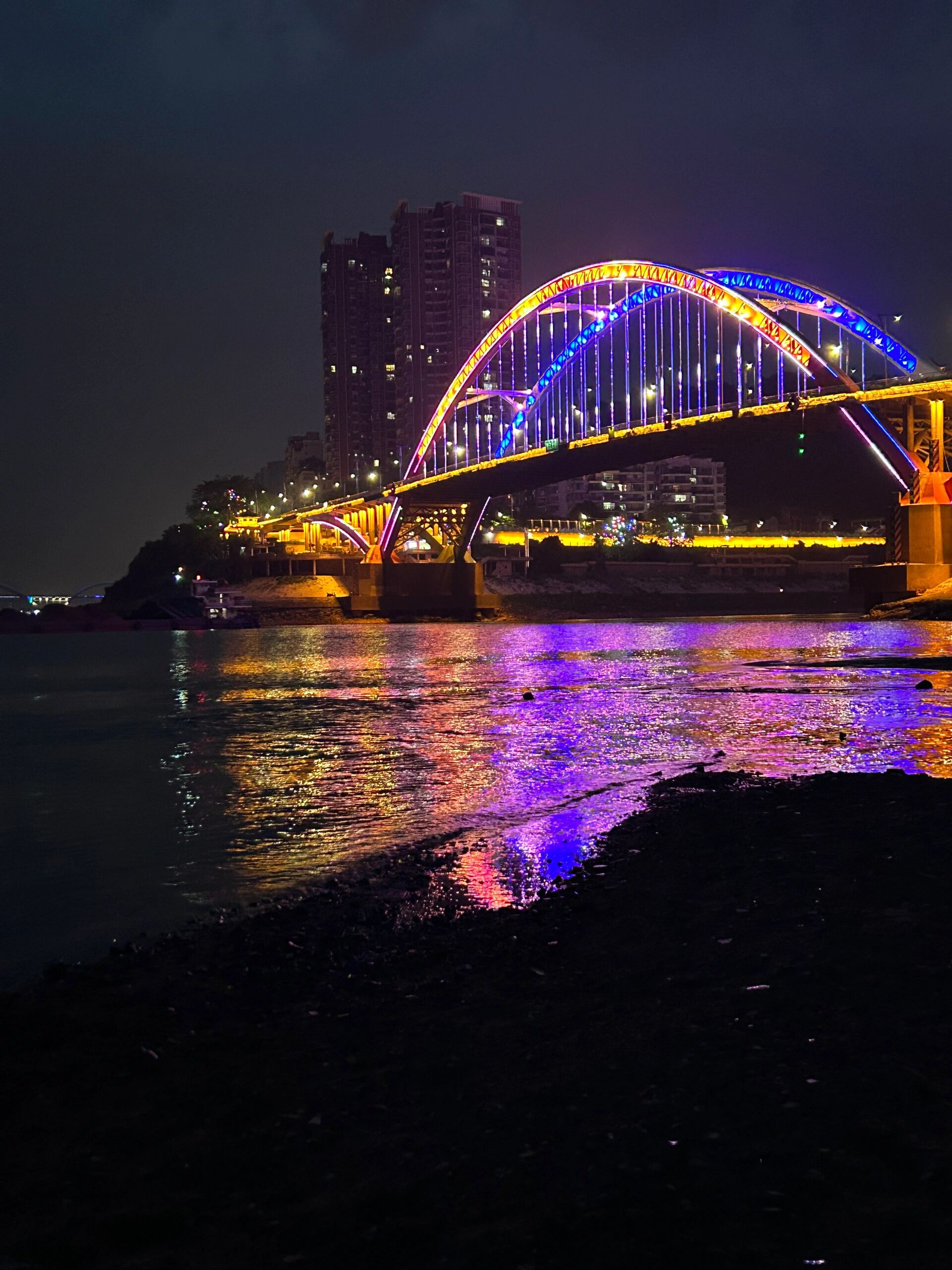 梧州|不能错过的绝美夜景鸳江大桥 梧州比较标志性建筑之一鸳江大桥