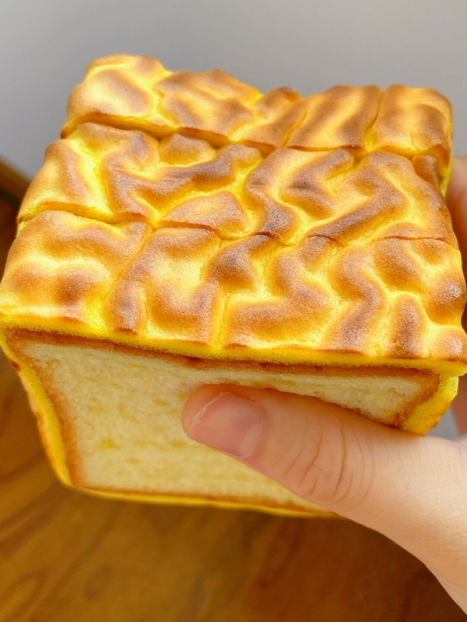 有没有不爱吃吐司边边的姐妹 这虎皮吐司虎皮吃完还有沙拉夹心 抹点