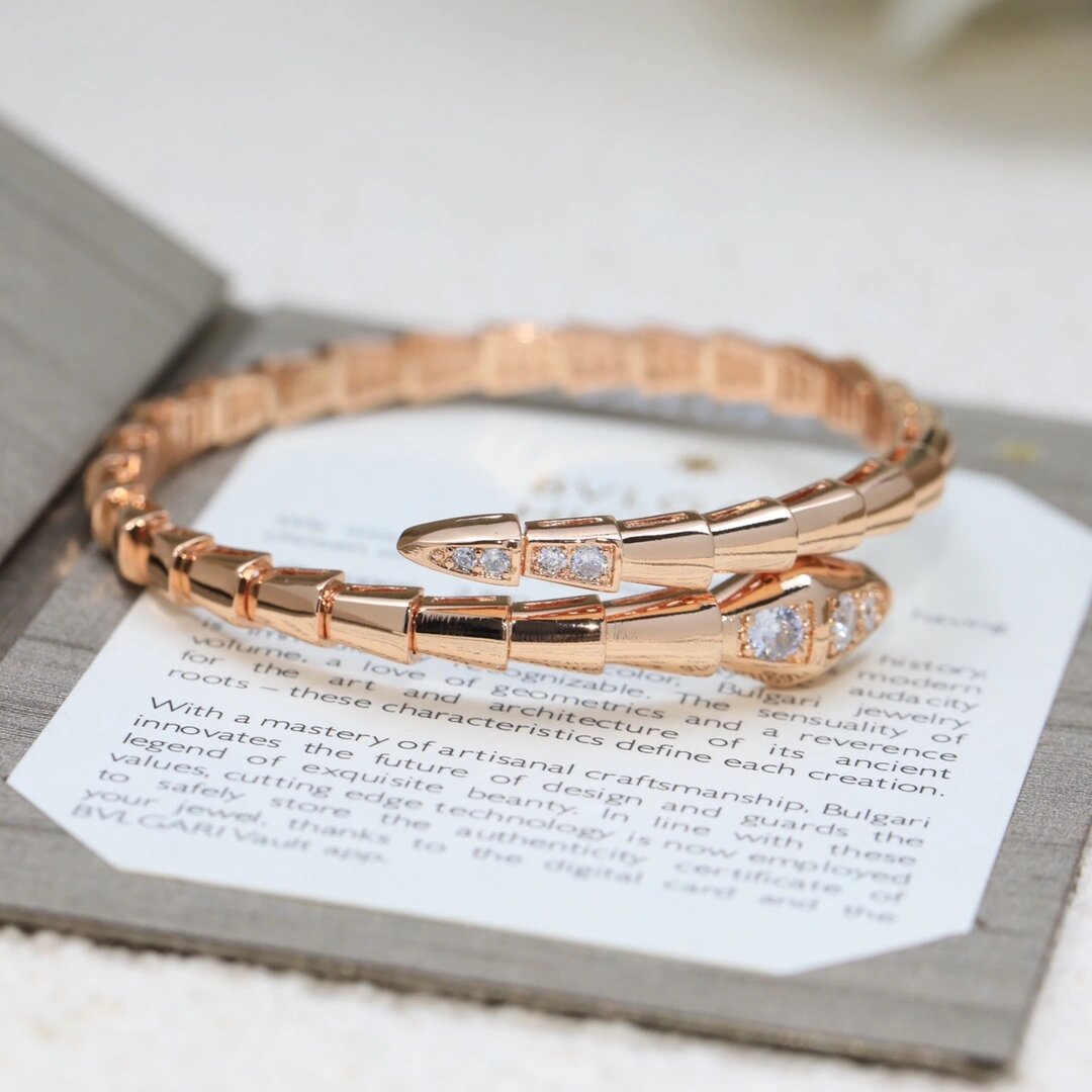 bvlgari宝格丽蛇手镯