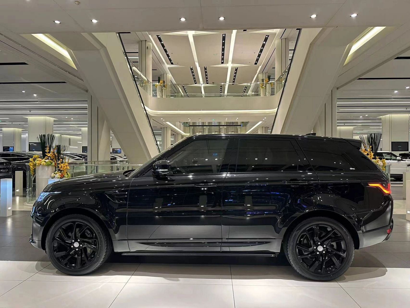 澳康达—揽胜运动(20款hse/黑武士) 97最新热门97揽胜运动版/3.