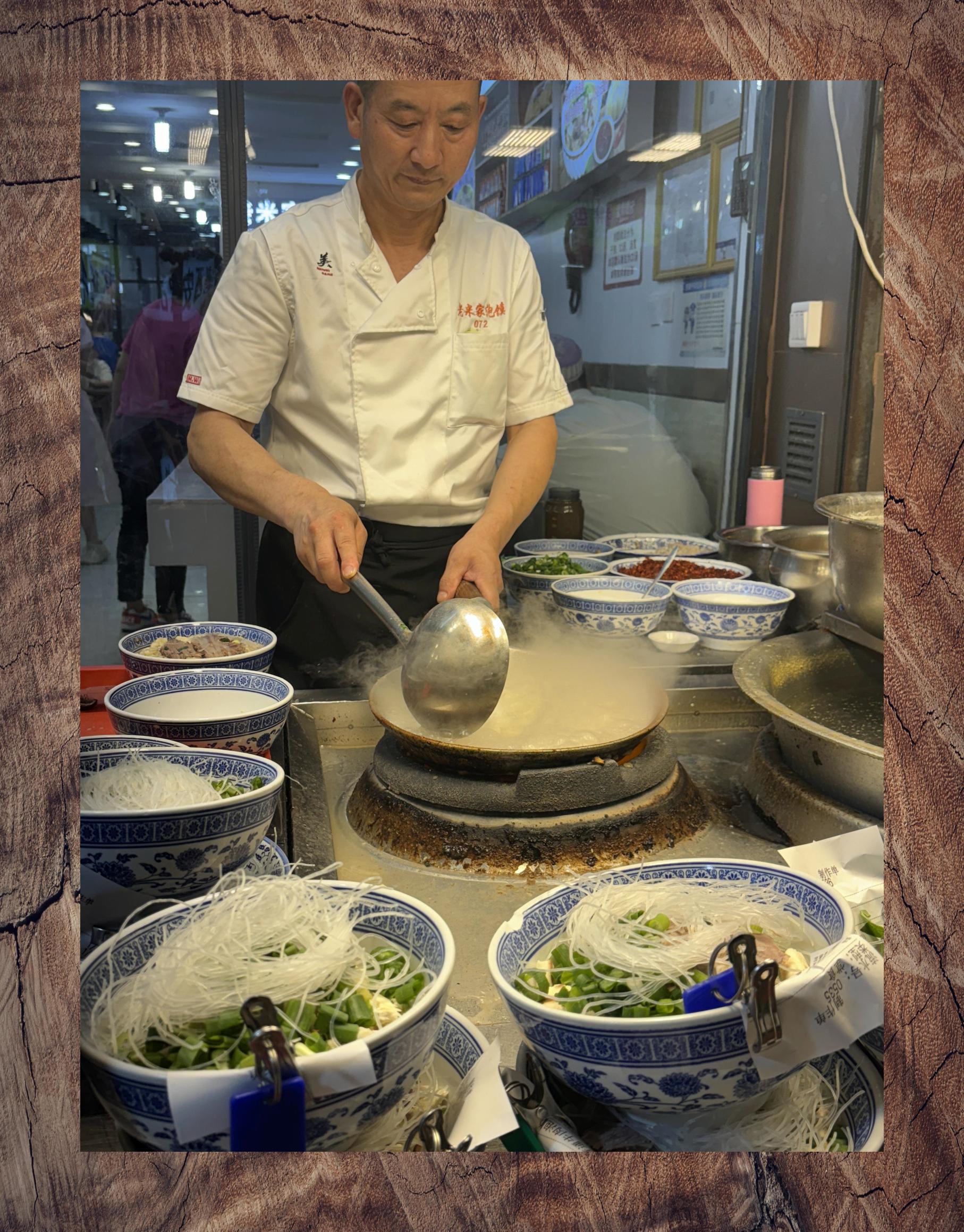 西安羊肉泡馍 美味至极令人赞不绝口