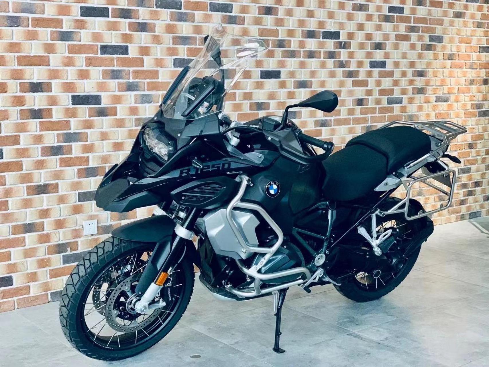 宝马1250adv三黑版本,标悬860-890坐高原价283900元现在价格特别给力