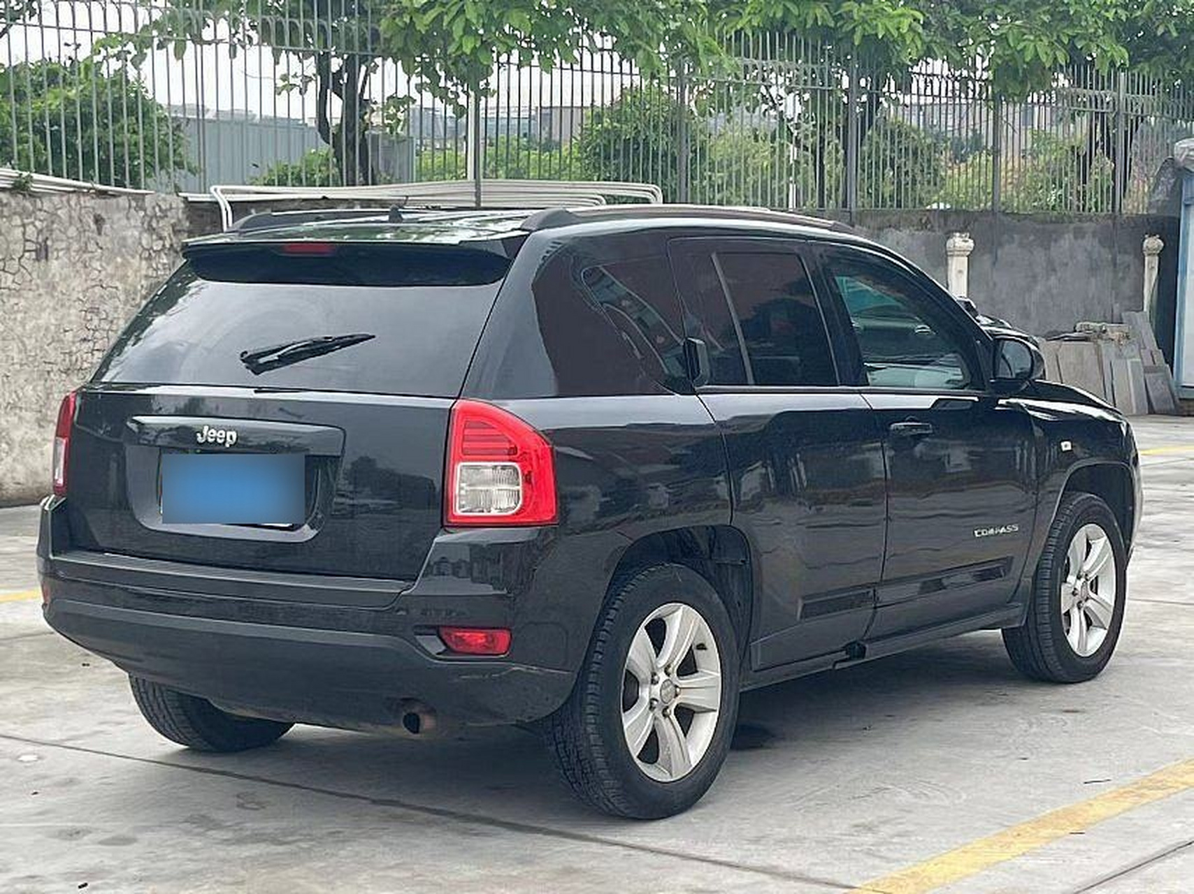 48带走,jeep 指南者(进口) 2013款 指南者 2.