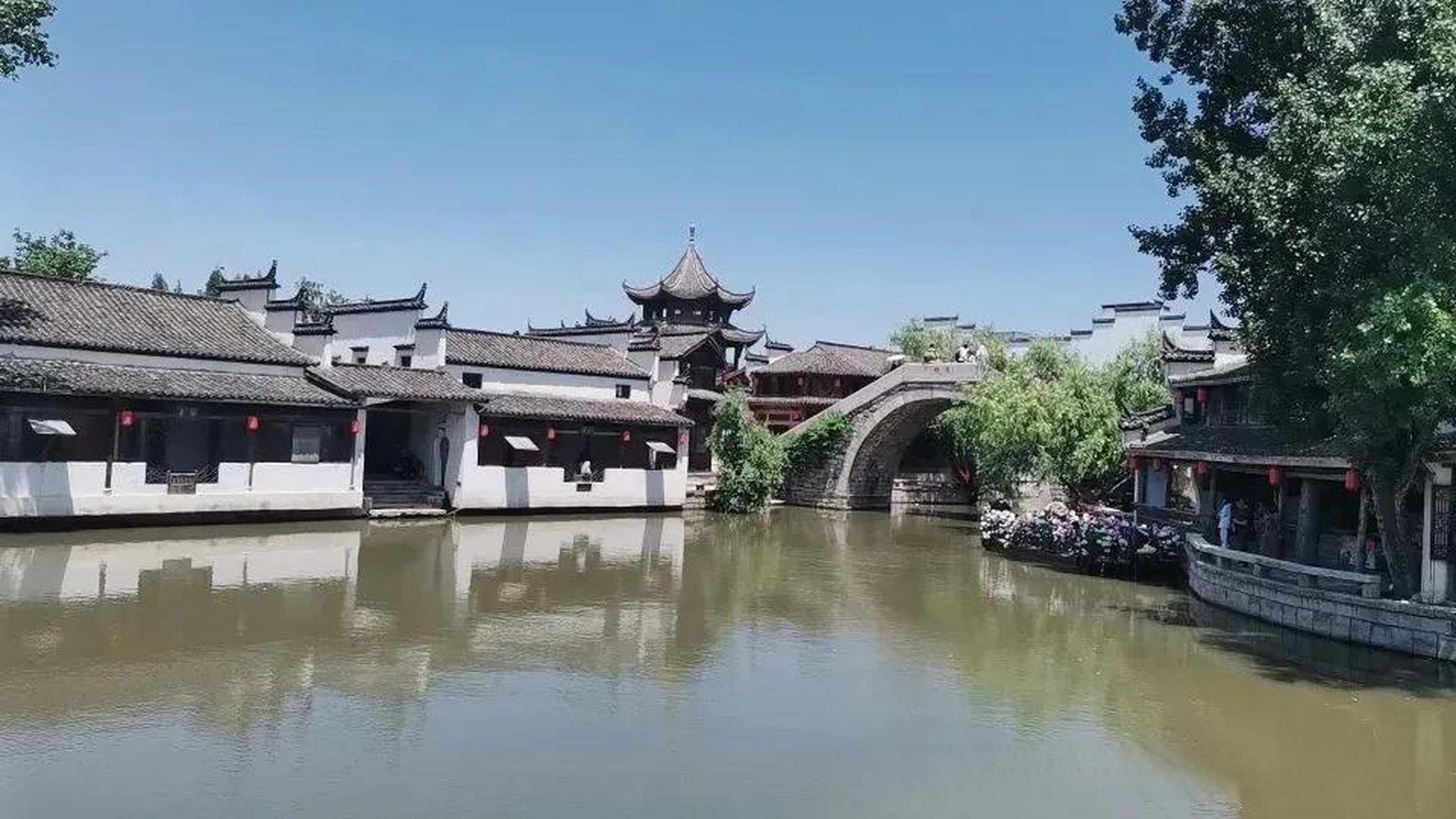 【铜陵,犁桥水镇】犁桥水镇,位于安徽省铜陵市义安区,是国家aaa级景区