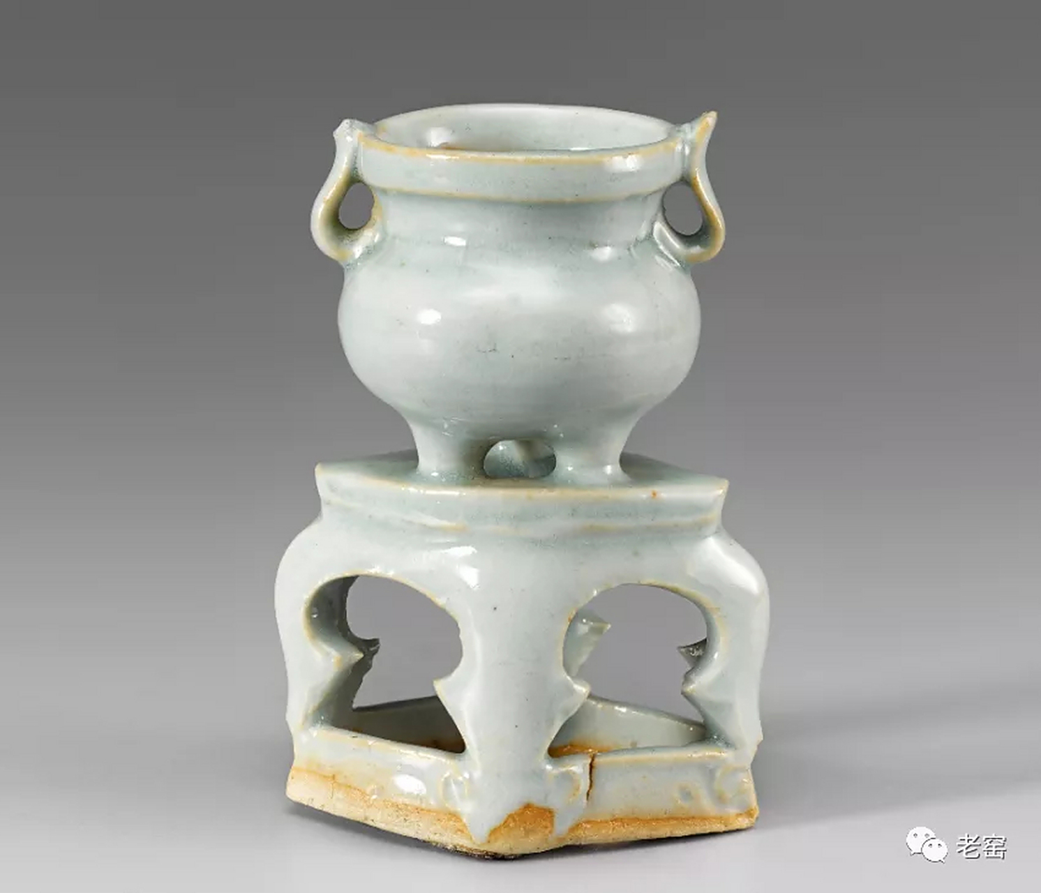 元湖田窑花座香炉(整体) 韩国国立中央博物馆藏.