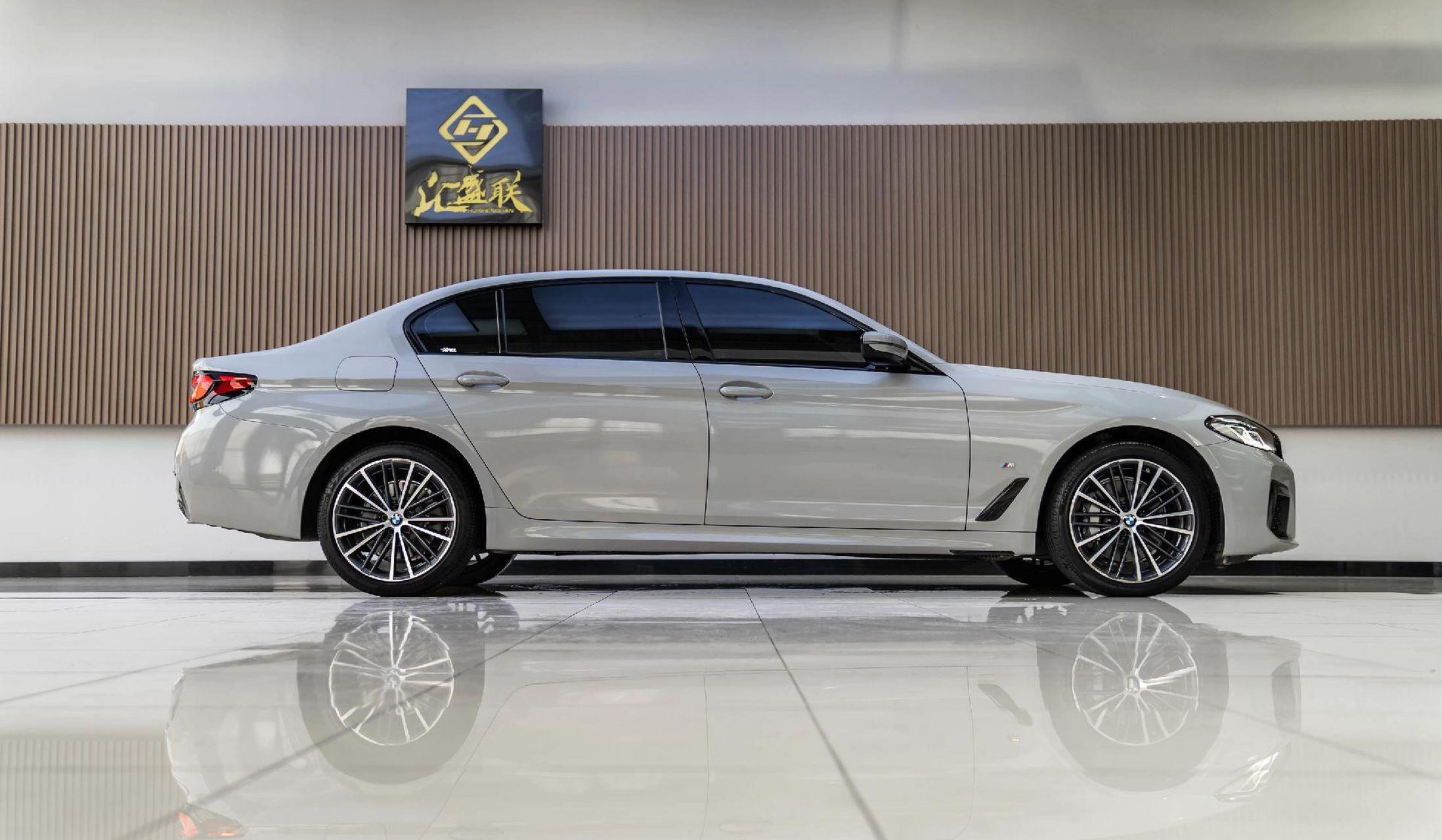 宝马5系 2022款 改款 530li 领先型 m运动套装 22年5月上牌 原版原漆