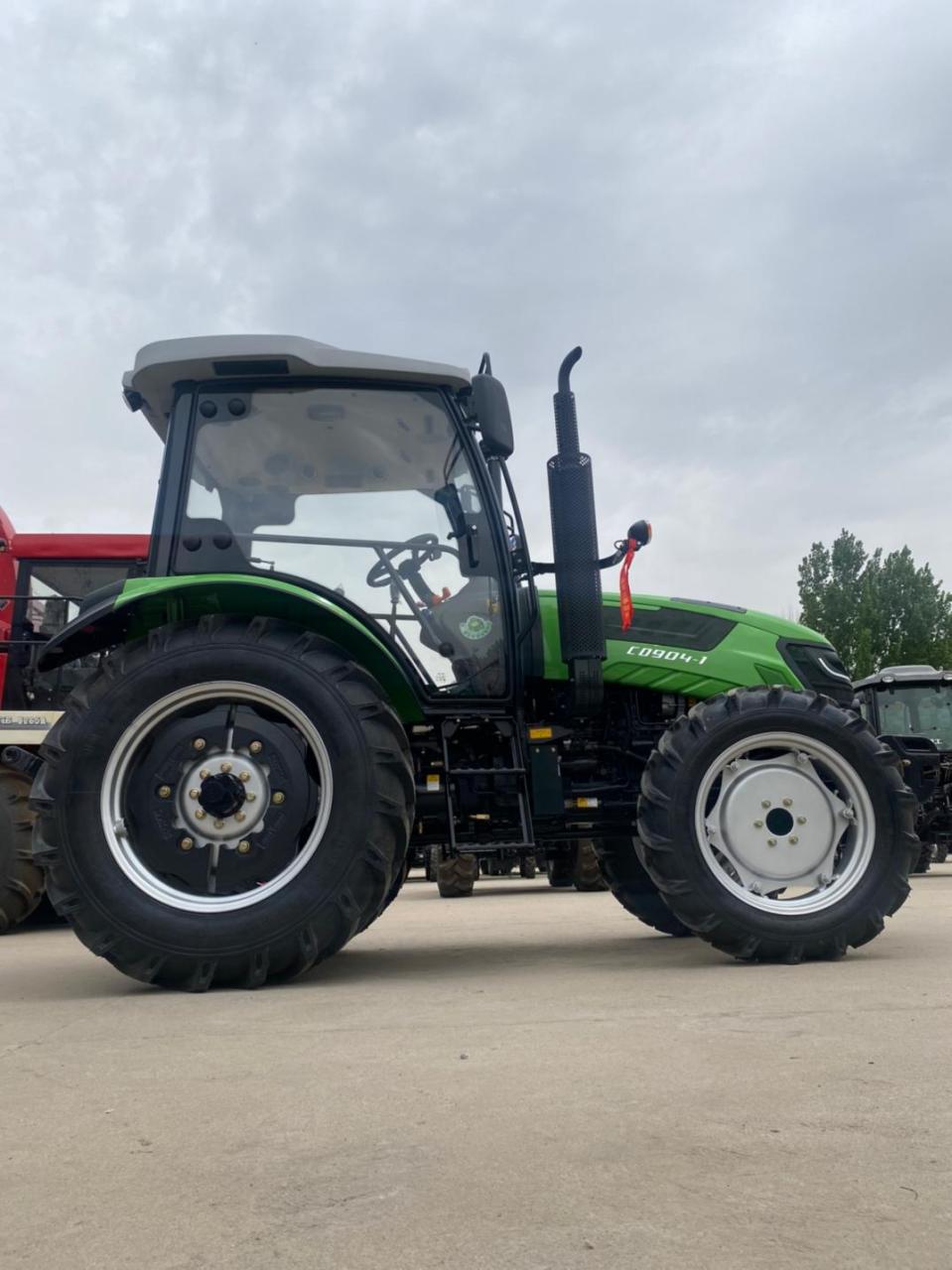 道依茨法尔904拖拉机 中意9495合资 品质高,皮实耐用 后轮中对中1